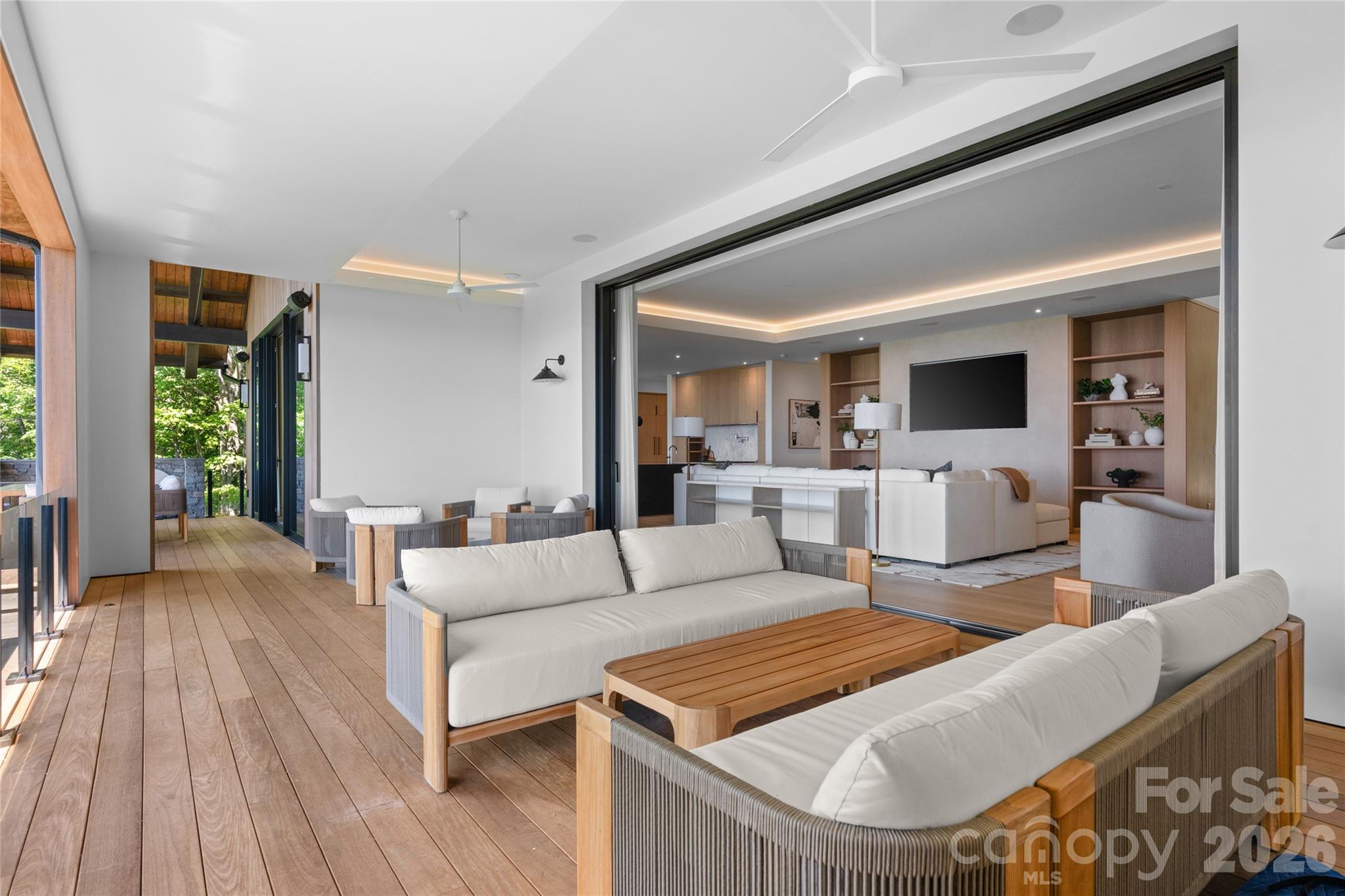 140 Panther Summit Drive — Lake Toxaway