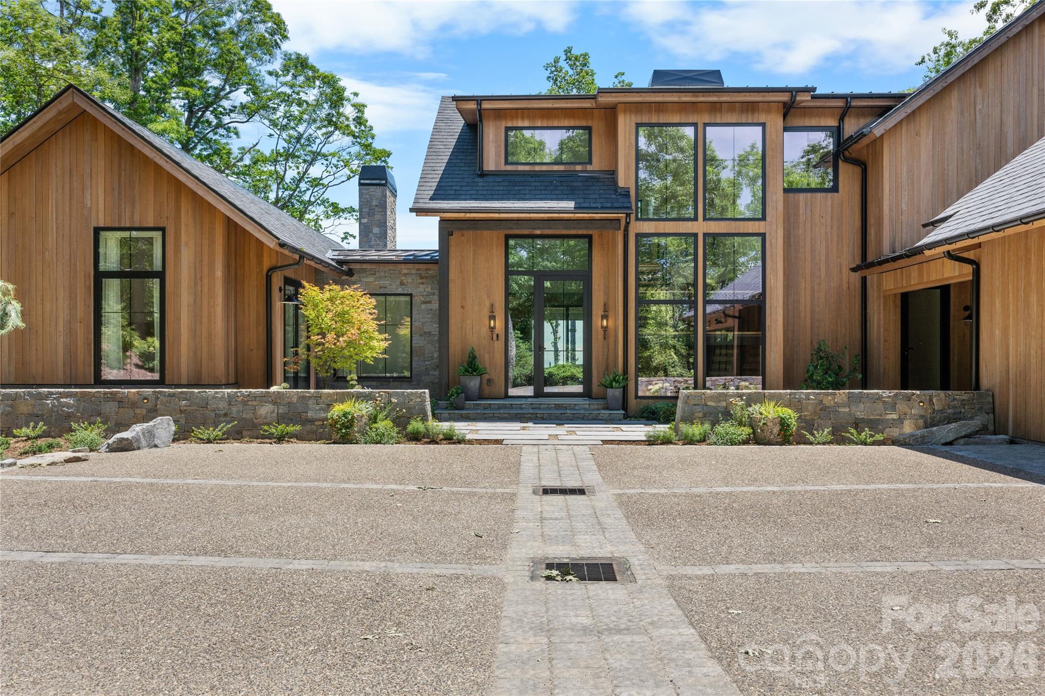 140 Panther Summit Drive — Lake Toxaway