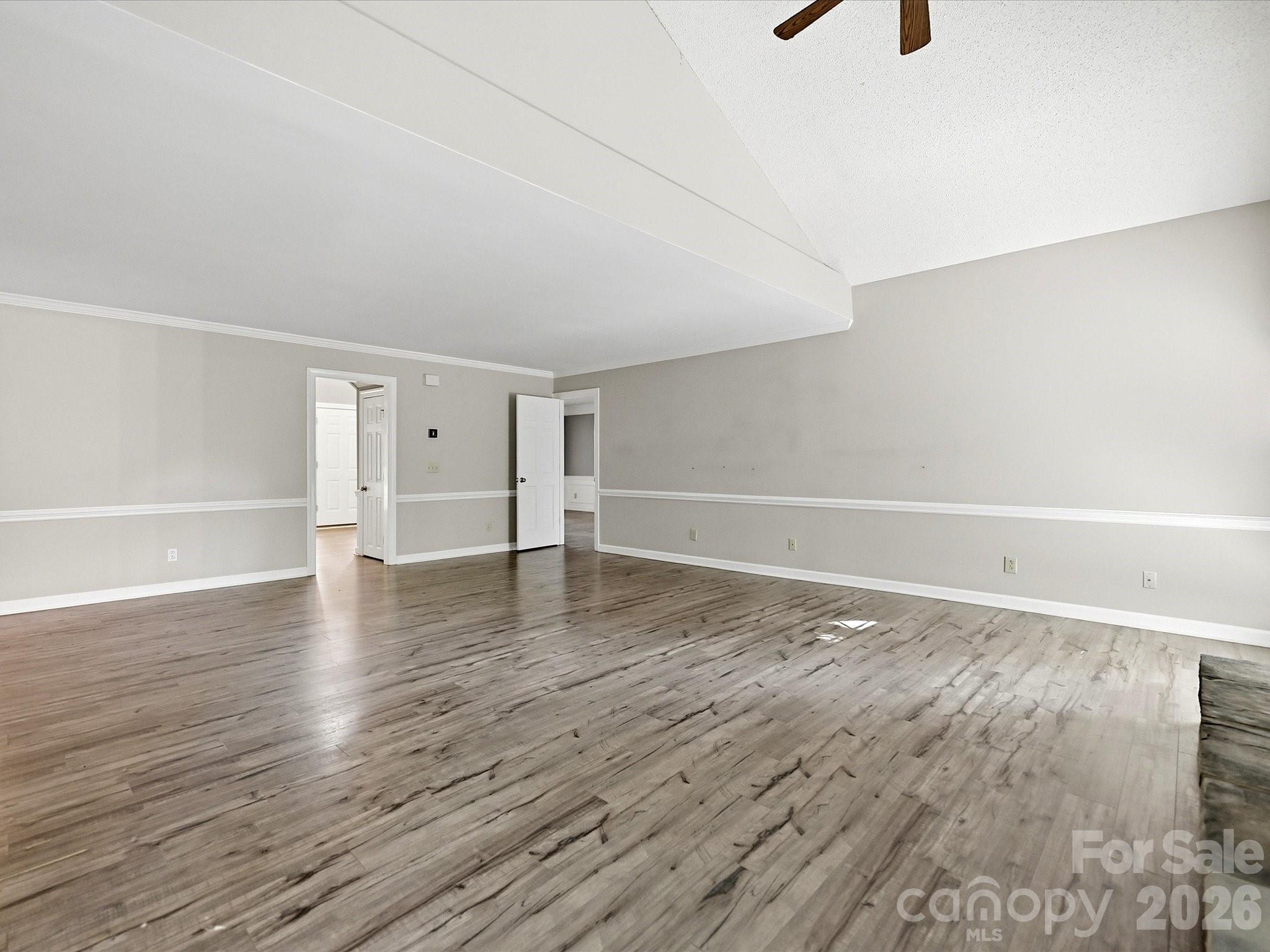 12903 Fallcross Court — Huntersville
