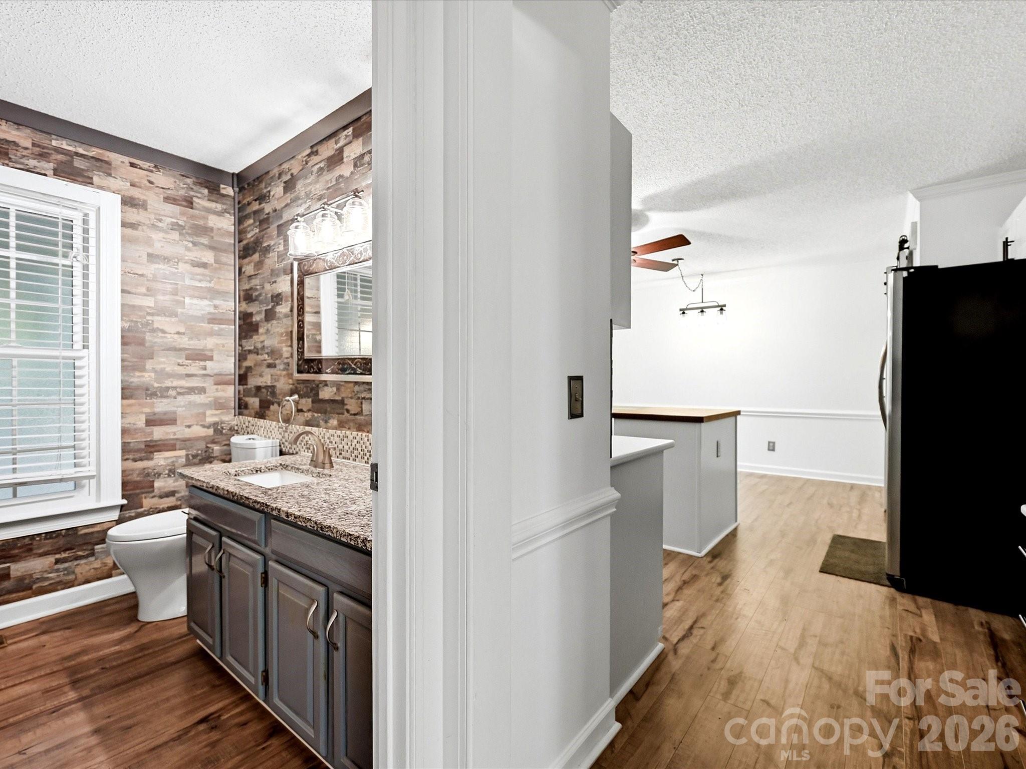 12903 Fallcross Court — Huntersville