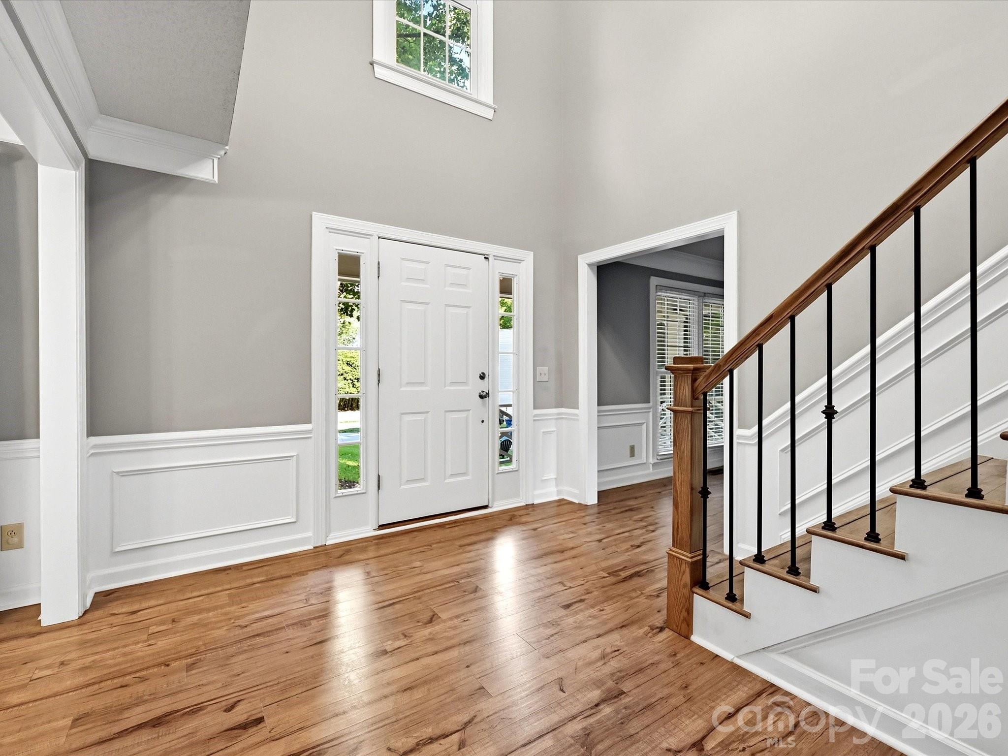 12903 Fallcross Court — Huntersville