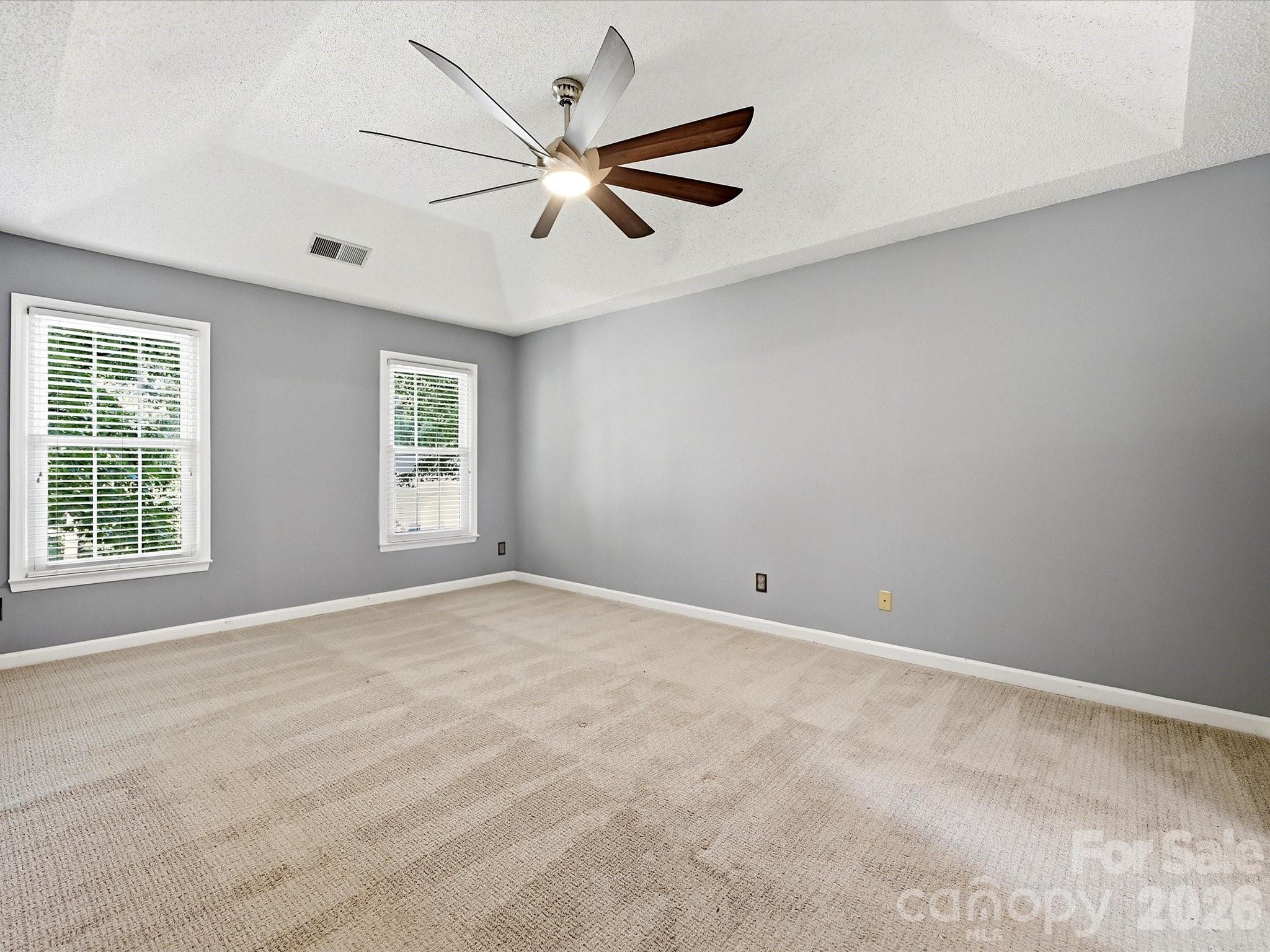 12903 Fallcross Court — Huntersville