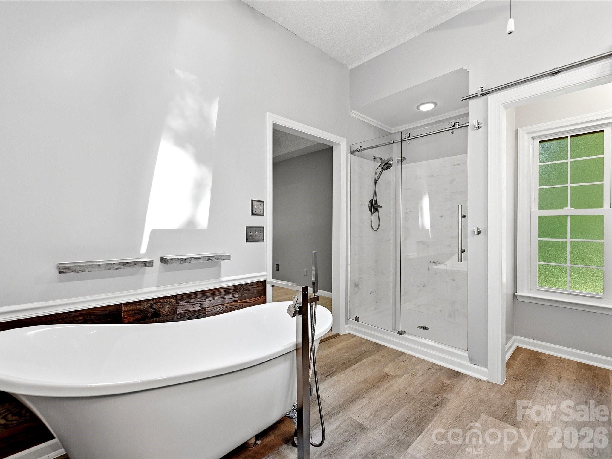 12903 Fallcross Court — Huntersville