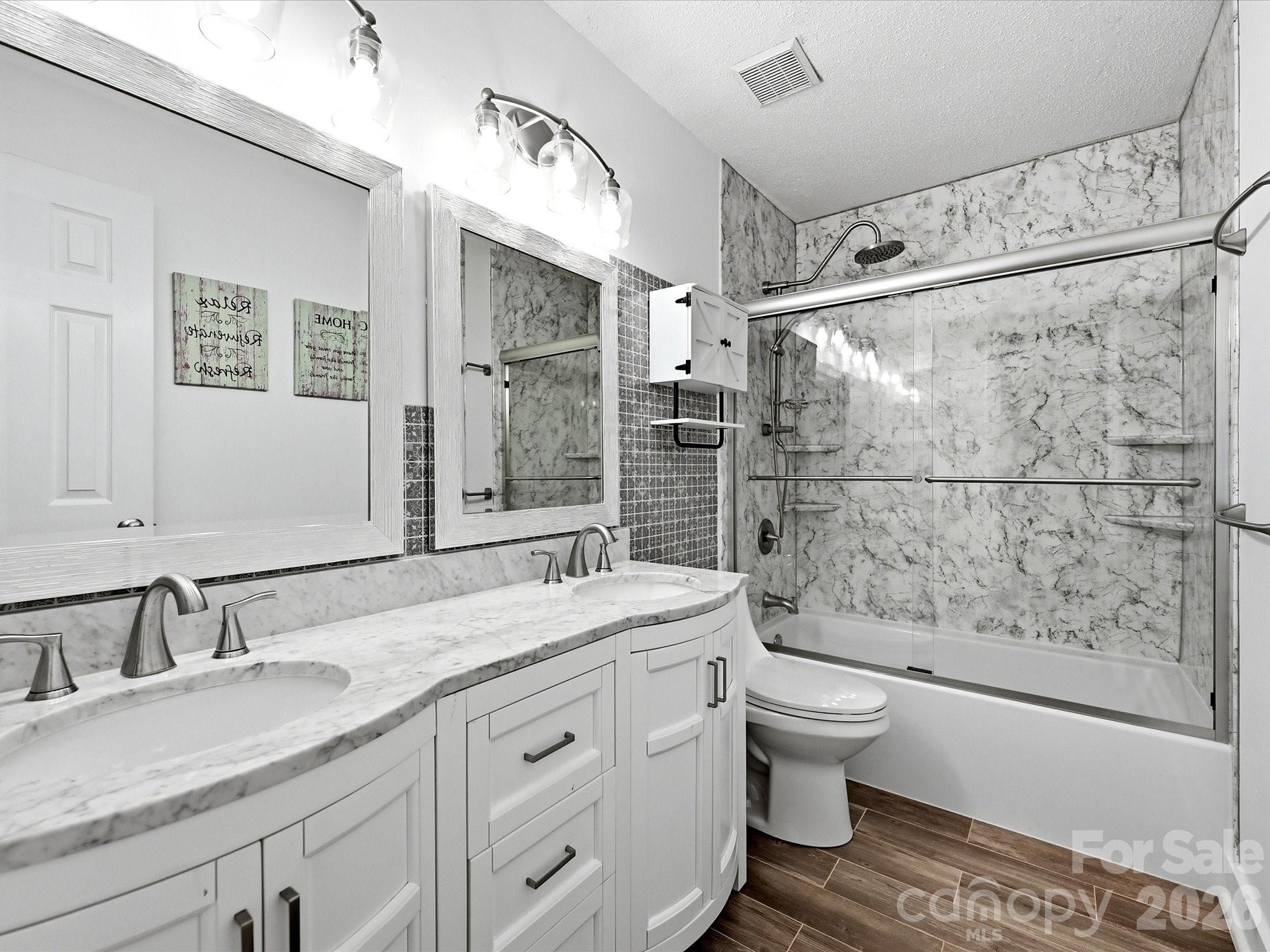 12903 Fallcross Court — Huntersville