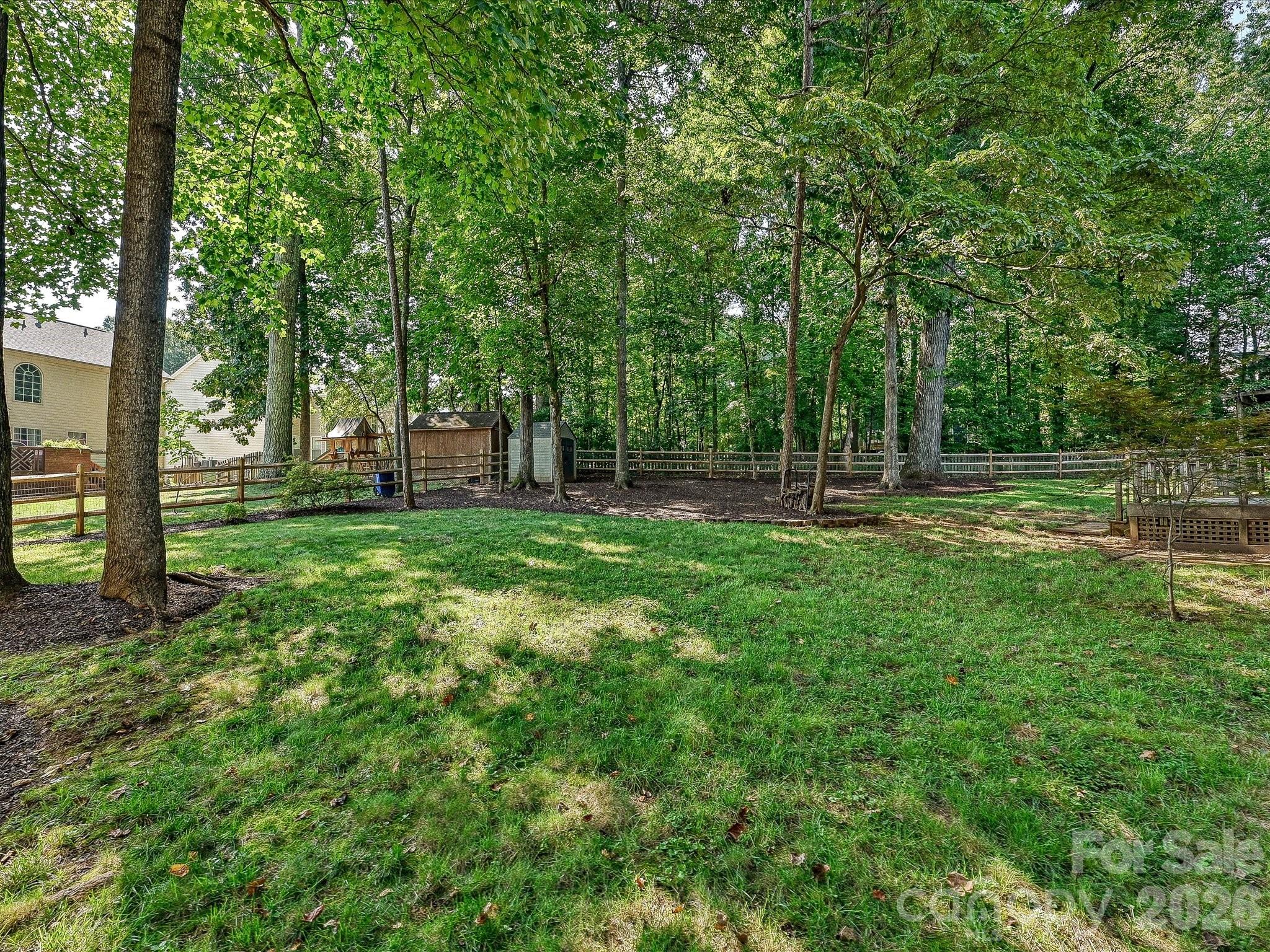 12903 Fallcross Court — Huntersville