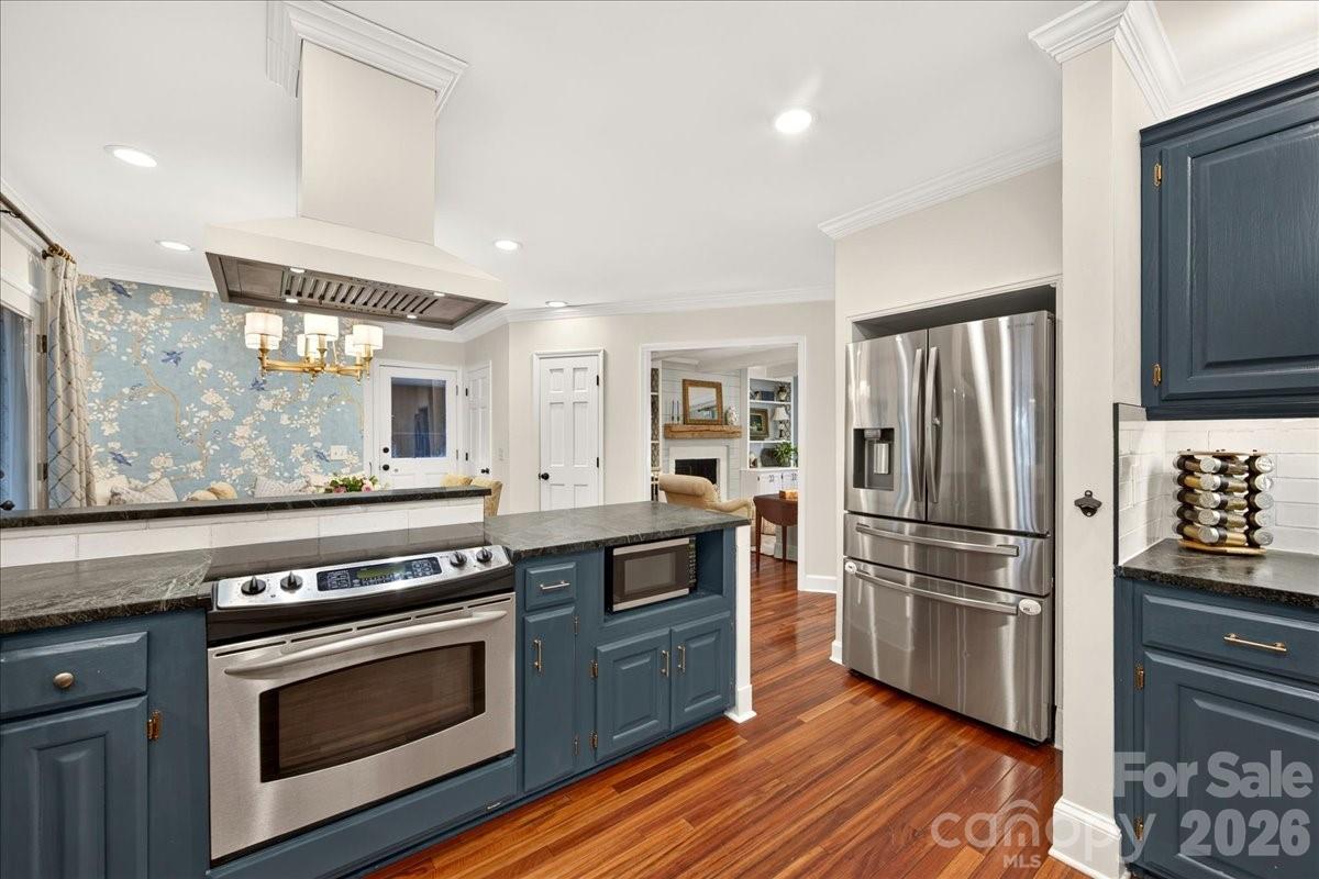 10300 Ben Franklin Court — Charlotte