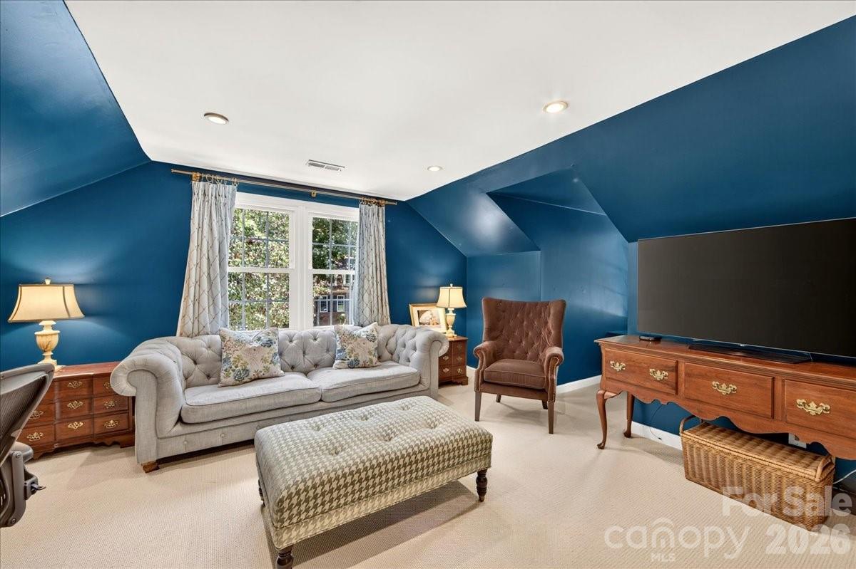 10300 Ben Franklin Court — Charlotte