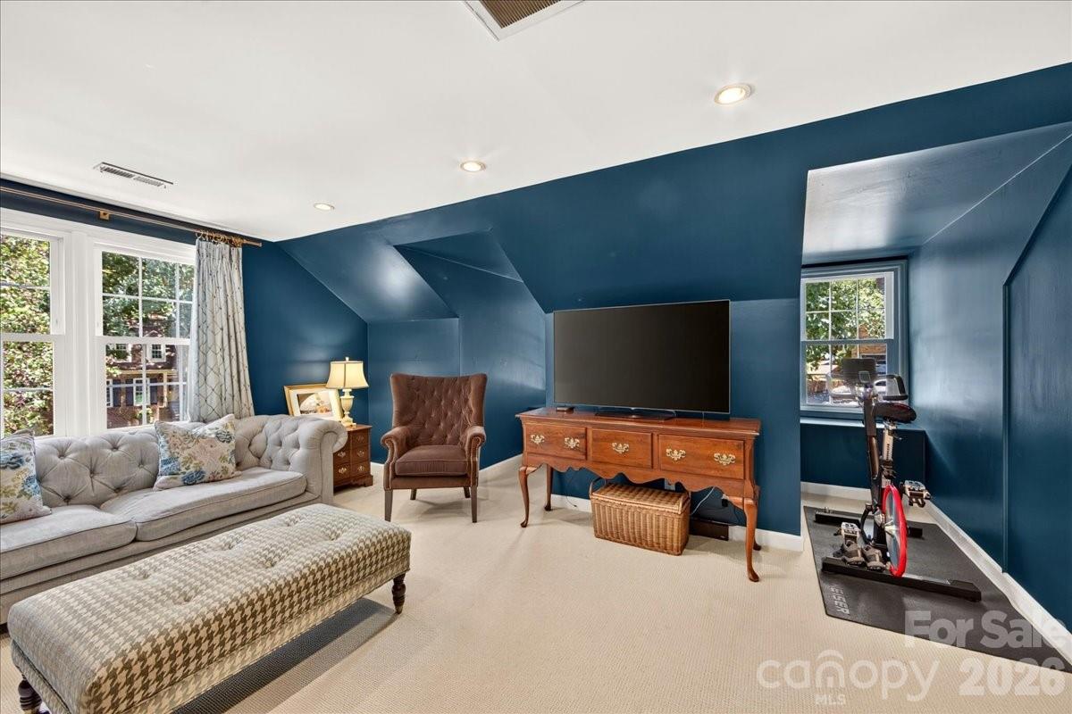 10300 Ben Franklin Court — Charlotte