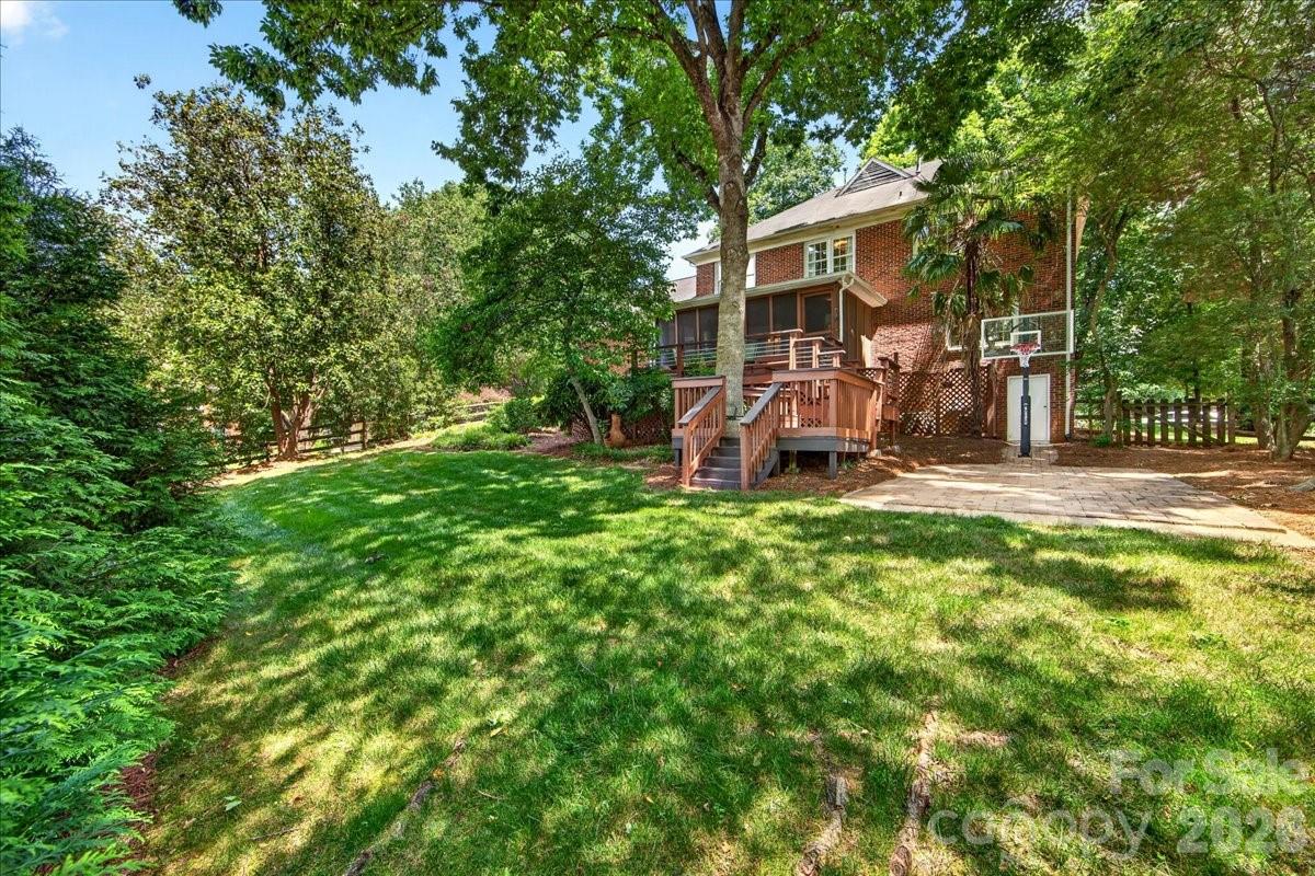 10300 Ben Franklin Court — Charlotte