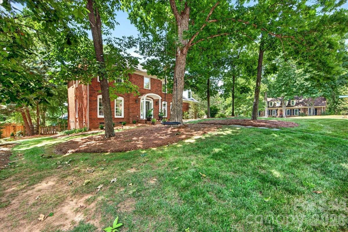 10300 Ben Franklin Court — Charlotte