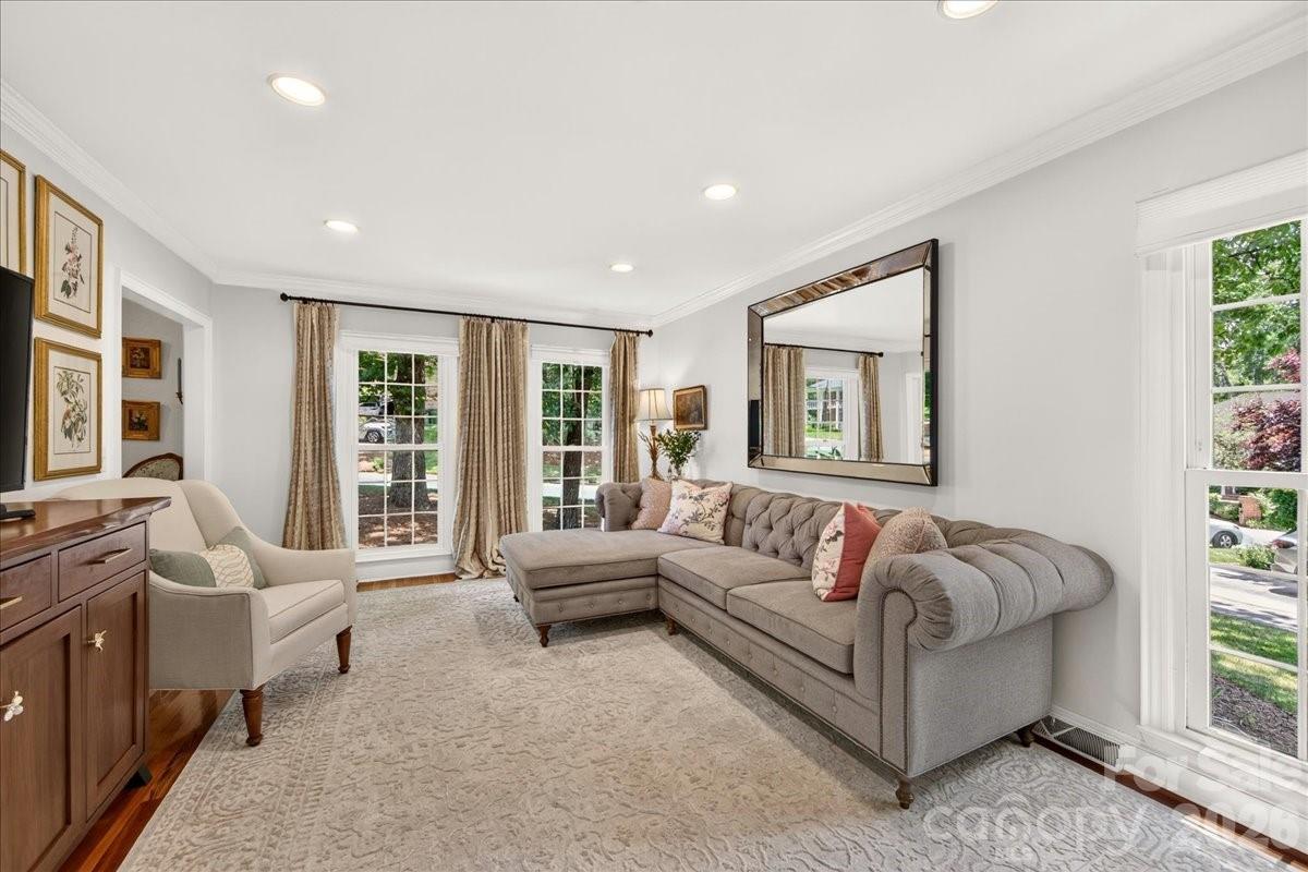 10300 Ben Franklin Court — Charlotte