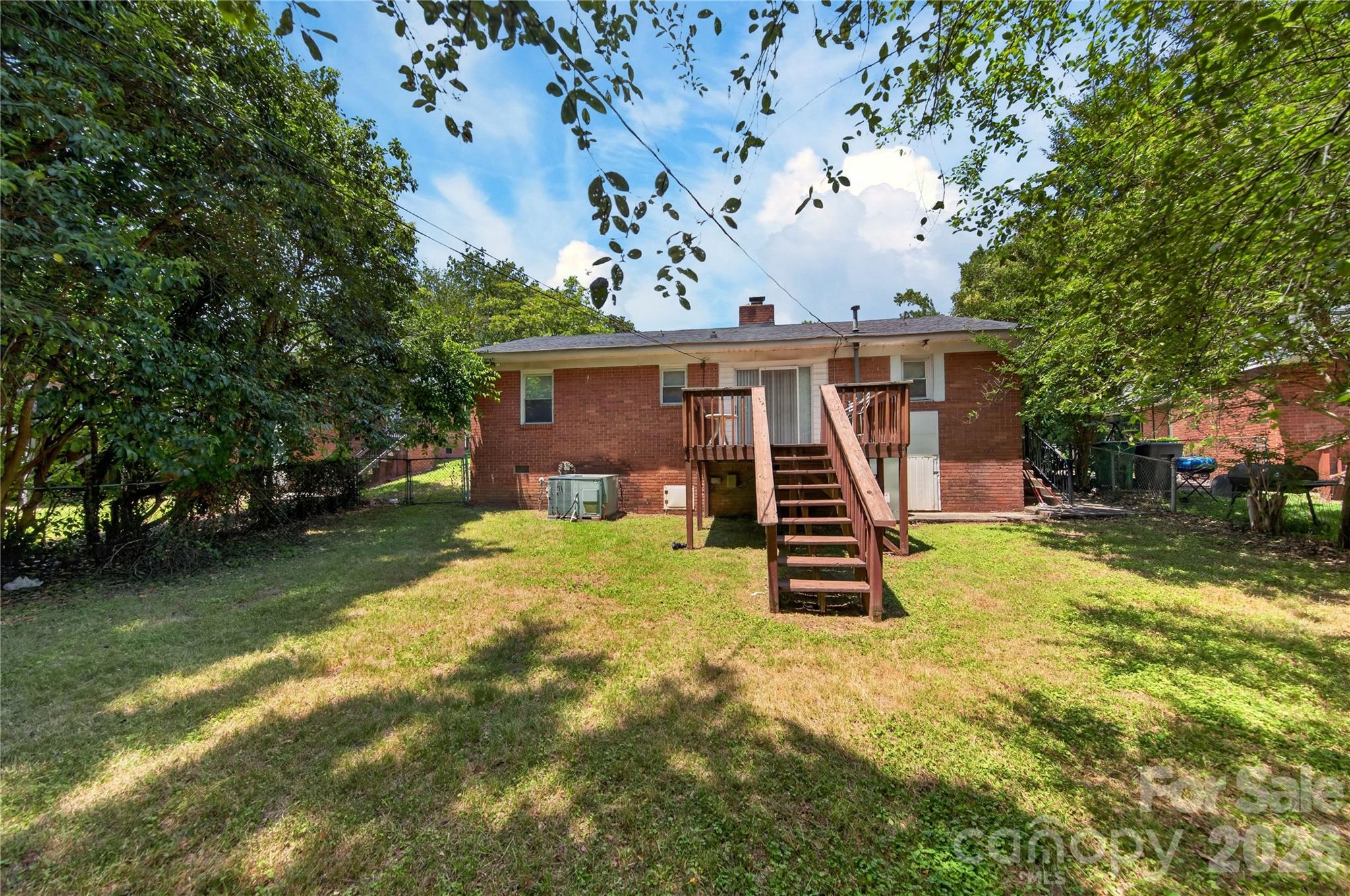 520 Inwood Drive — Charlotte