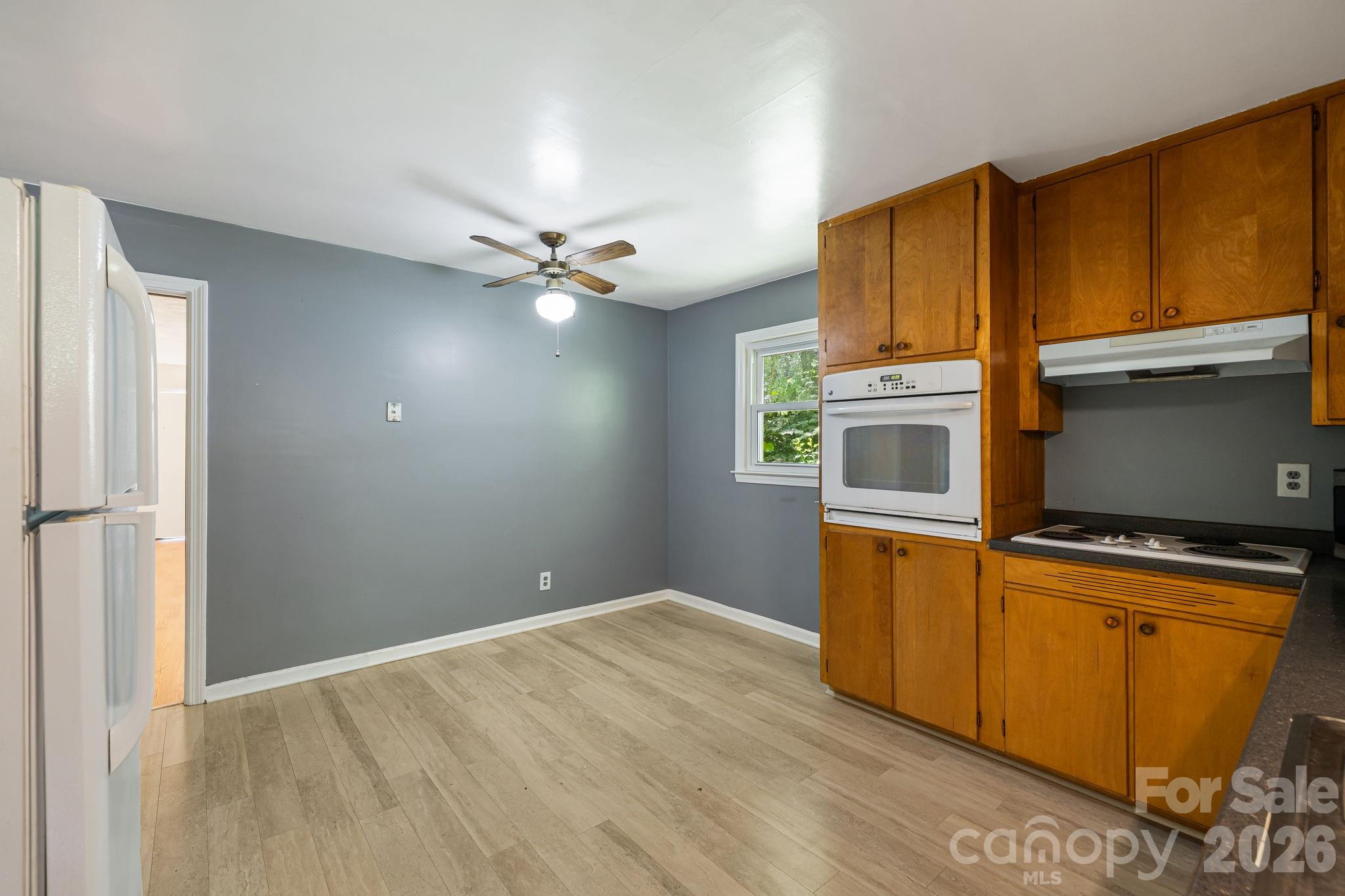 917 Fassifern Court — Hendersonville