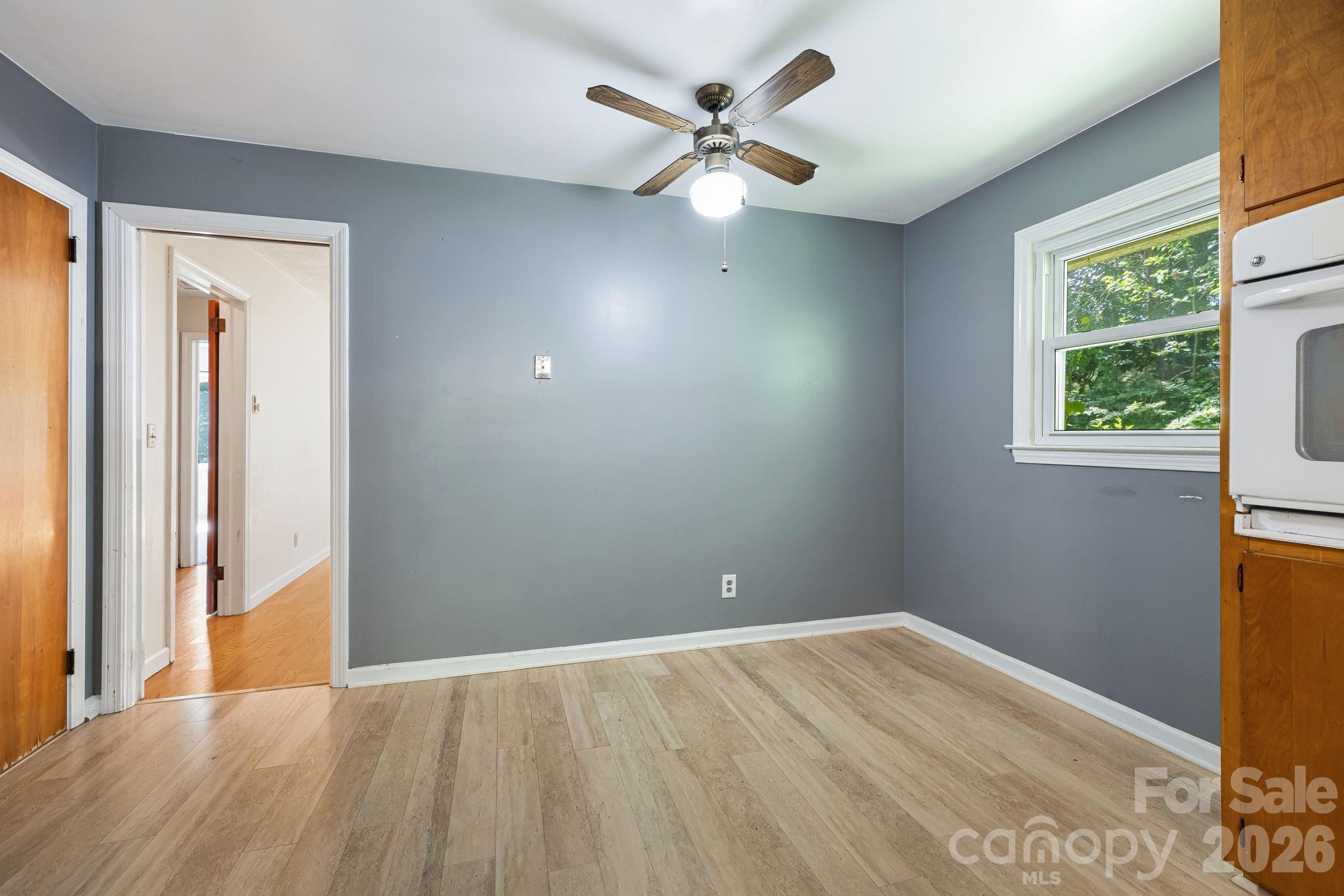 917 Fassifern Court — Hendersonville