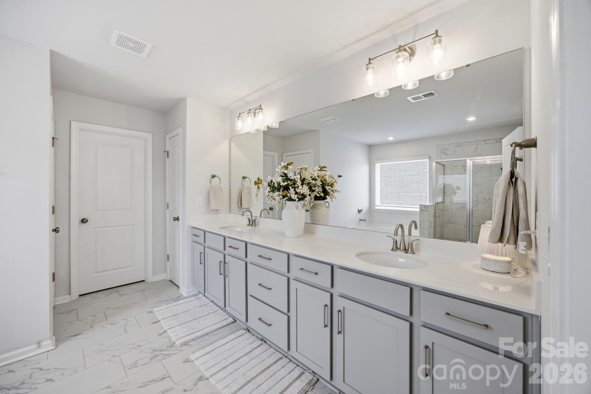3239 Laurel Brook Drive — Denver