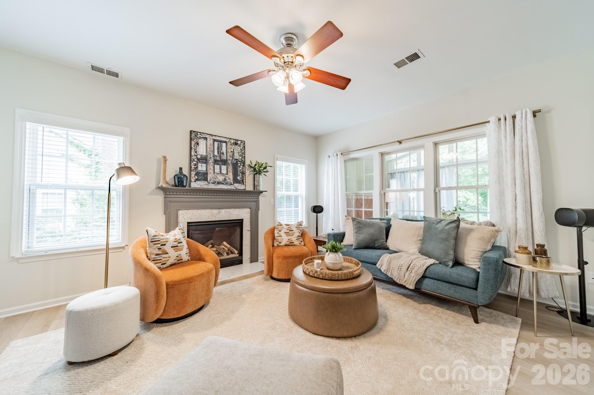 13405 Honeytree Lane — Pineville