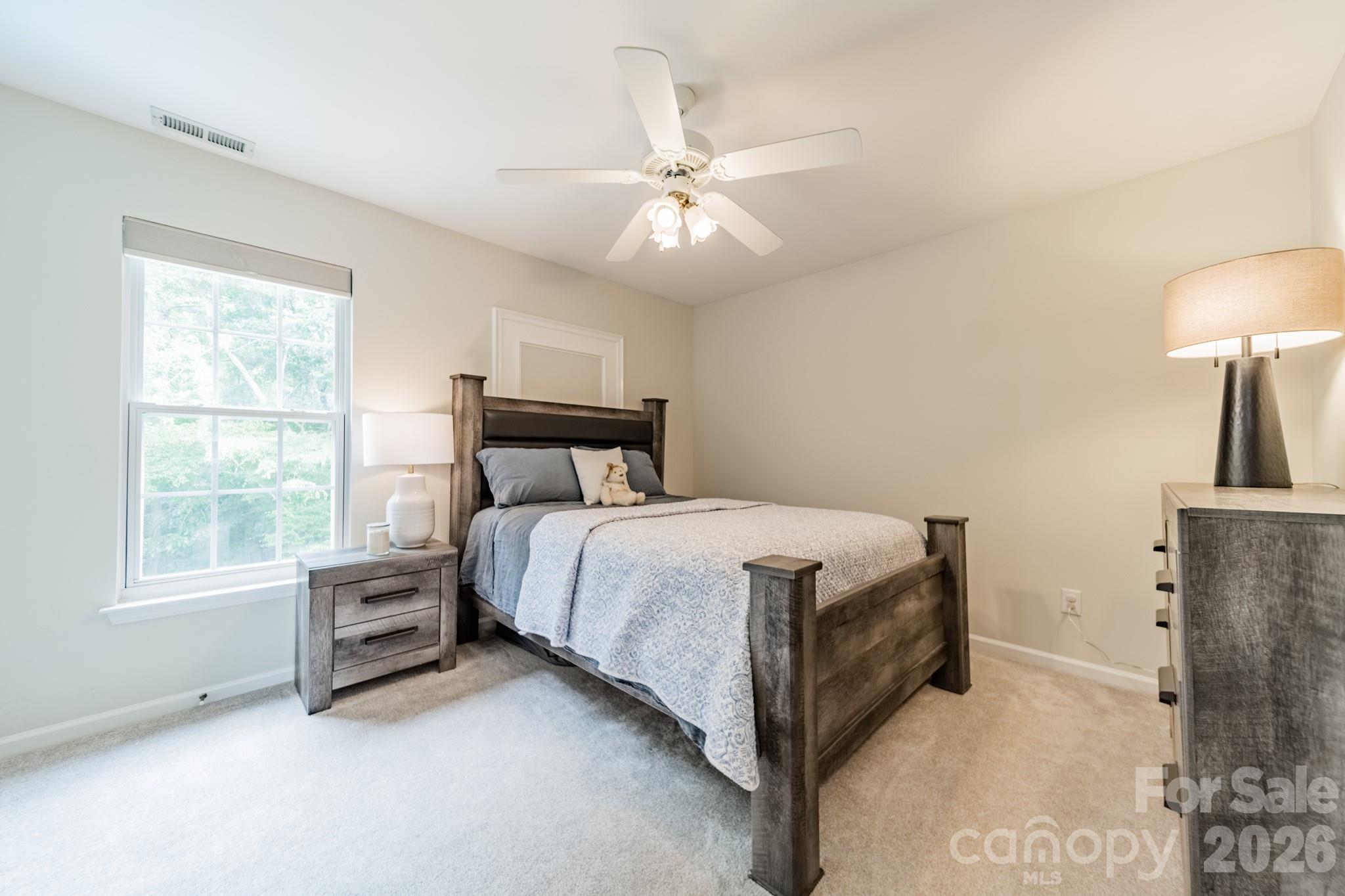 13405 Honeytree Lane — Pineville