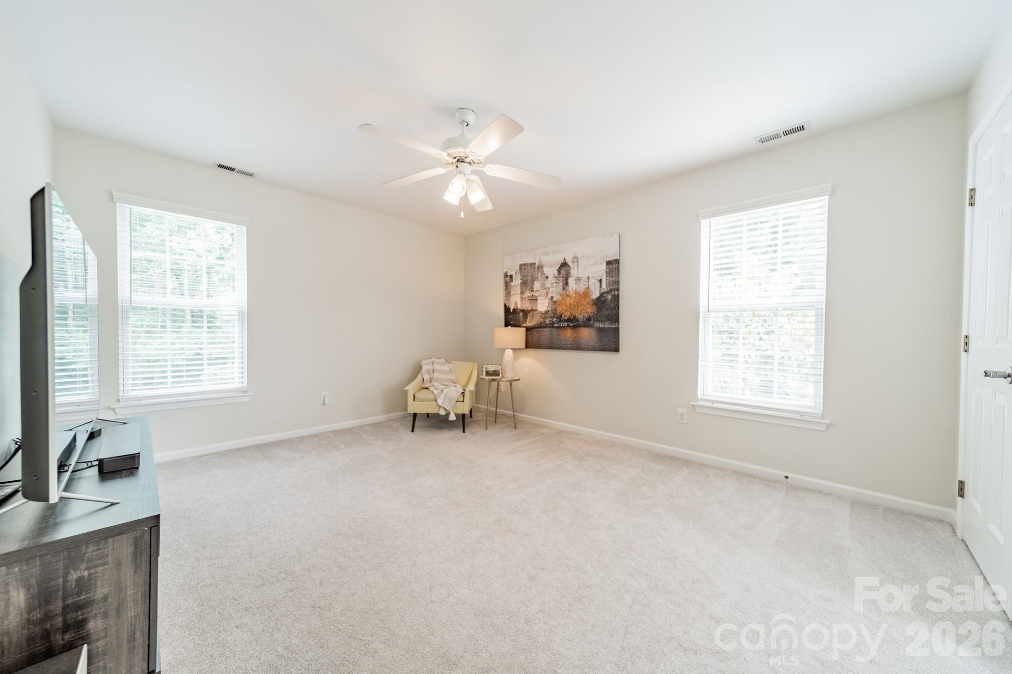 13405 Honeytree Lane — Pineville