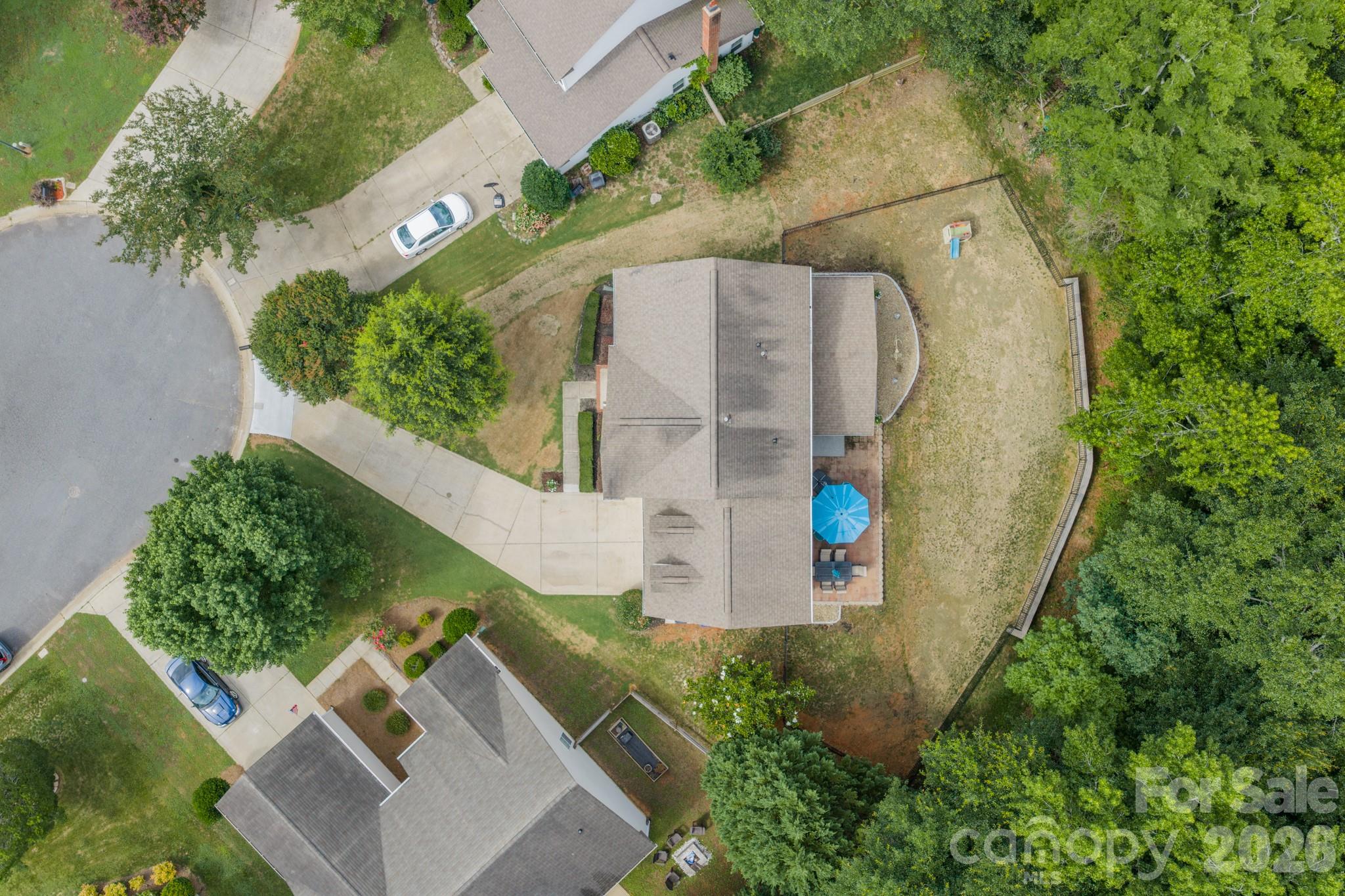 13405 Honeytree Lane — Pineville