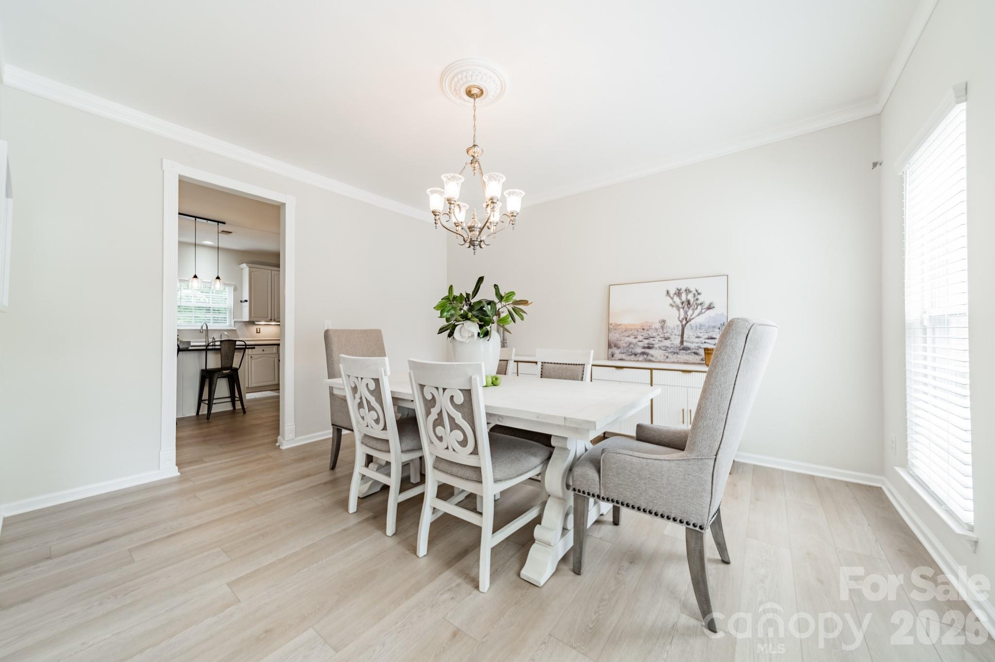 13405 Honeytree Lane — Pineville