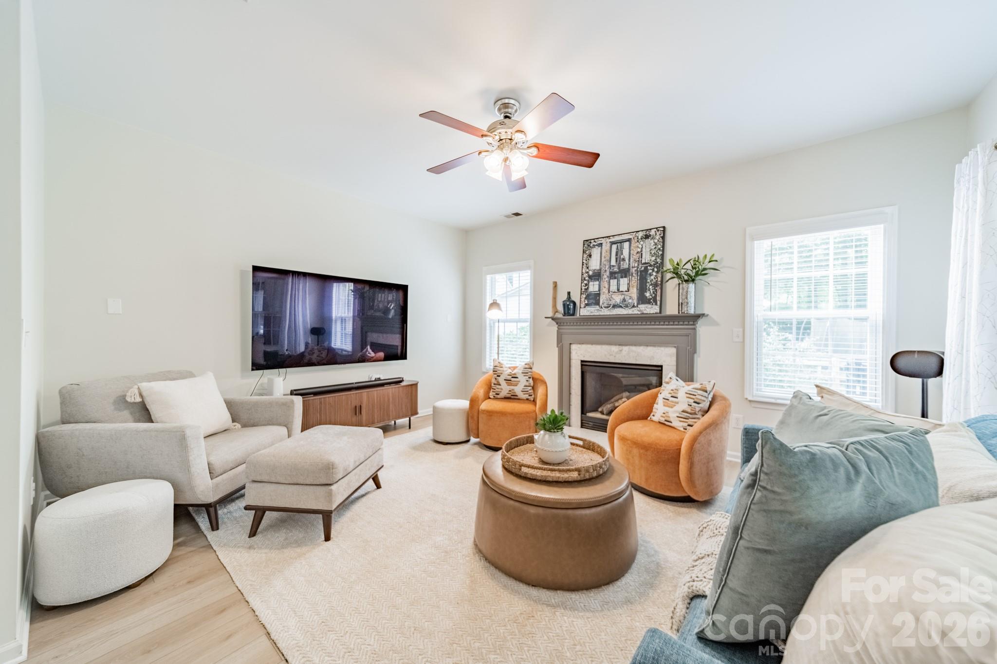 13405 Honeytree Lane — Pineville