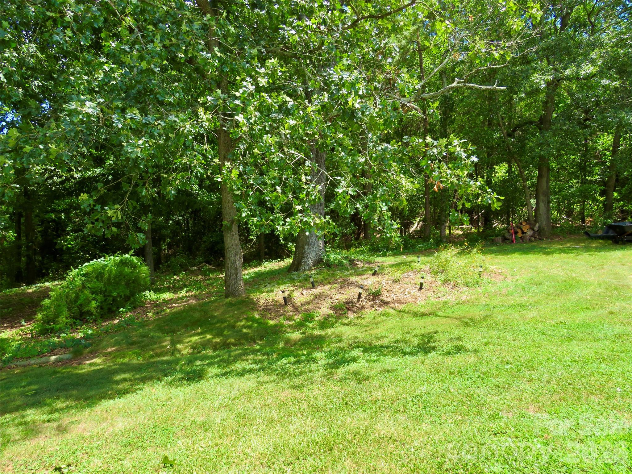 122 Tulip Trail — Ellenboro