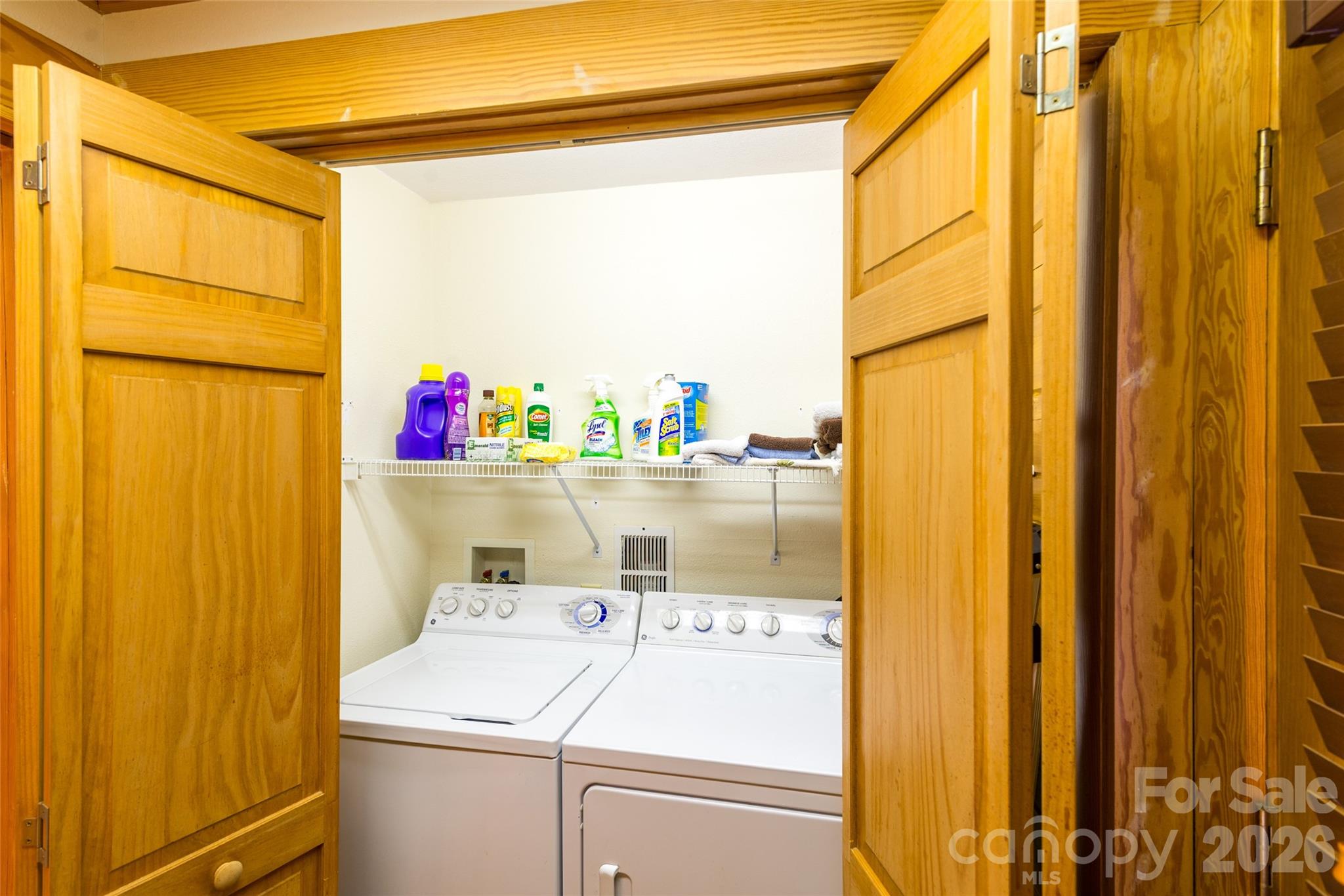 3458 Dicks Creek Road — Whittier