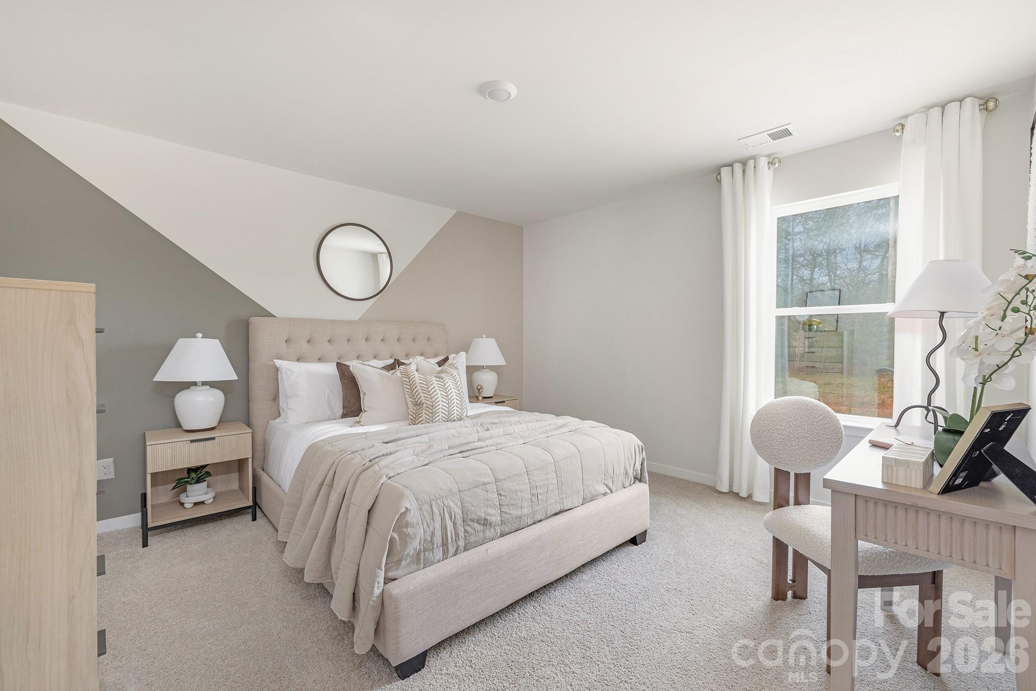 839 Adelston Lane — Asheville