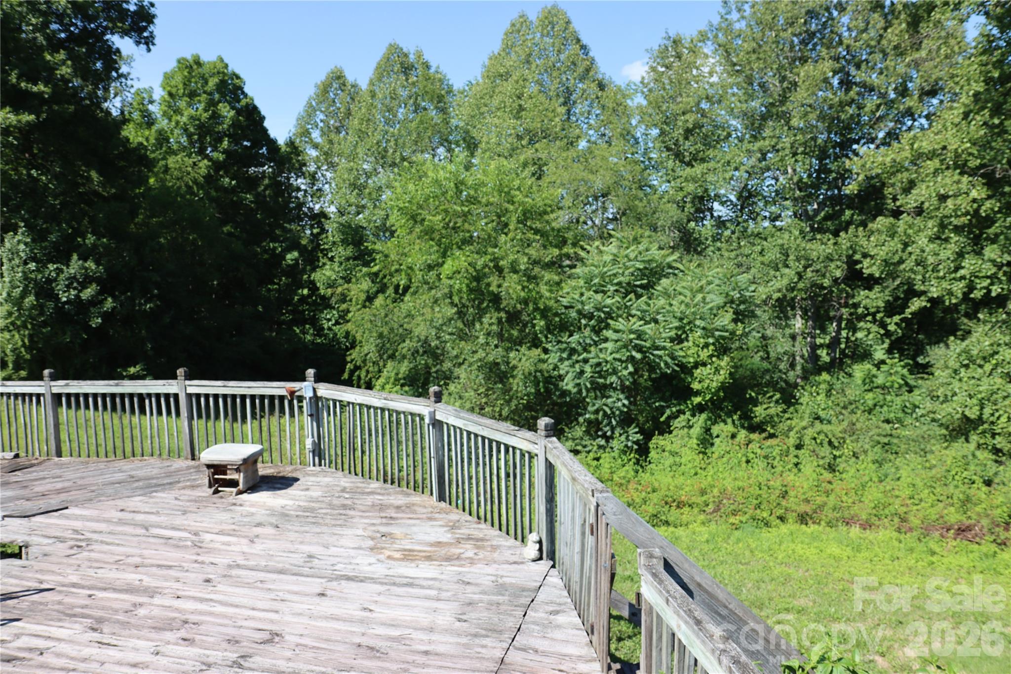 3232 Kingview Place — Lenoir