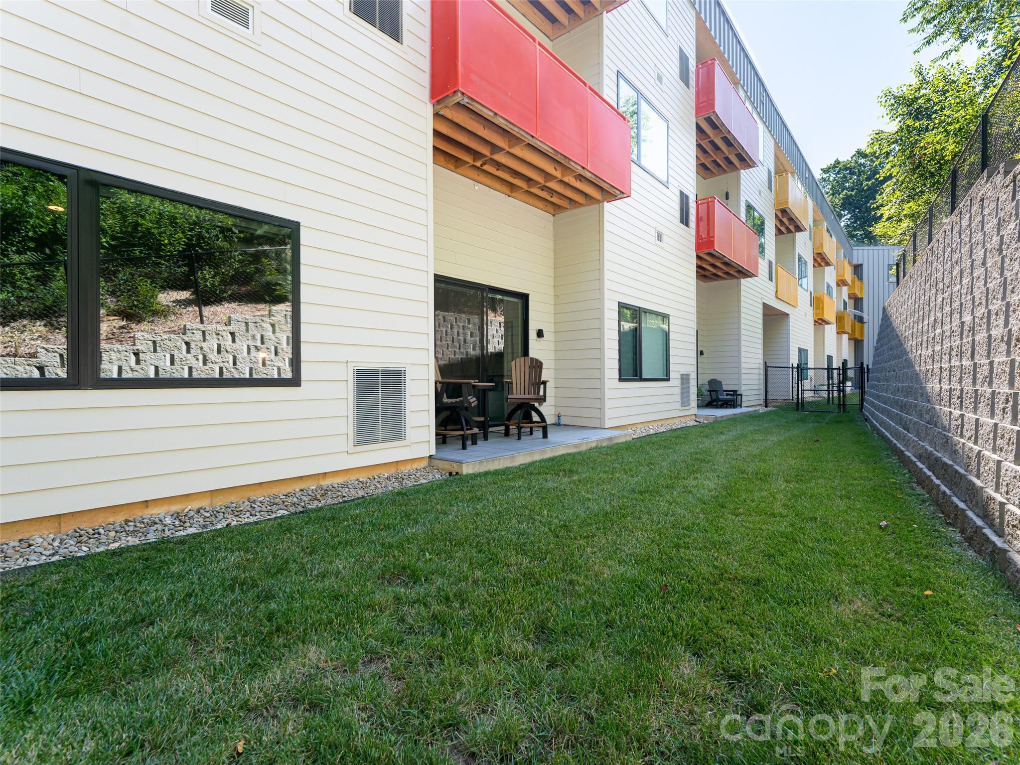 68 Craven Street #203 — Asheville