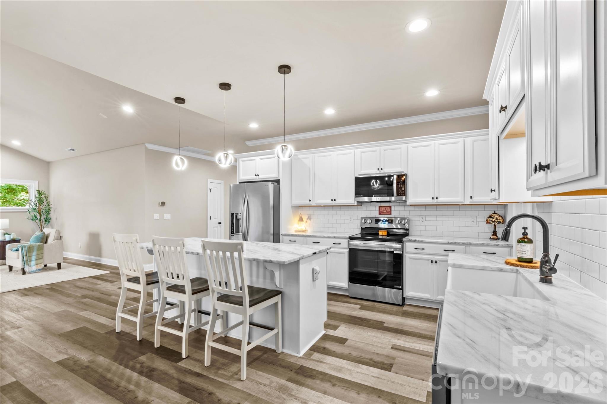 305 Absher Farm Loop — Statesville