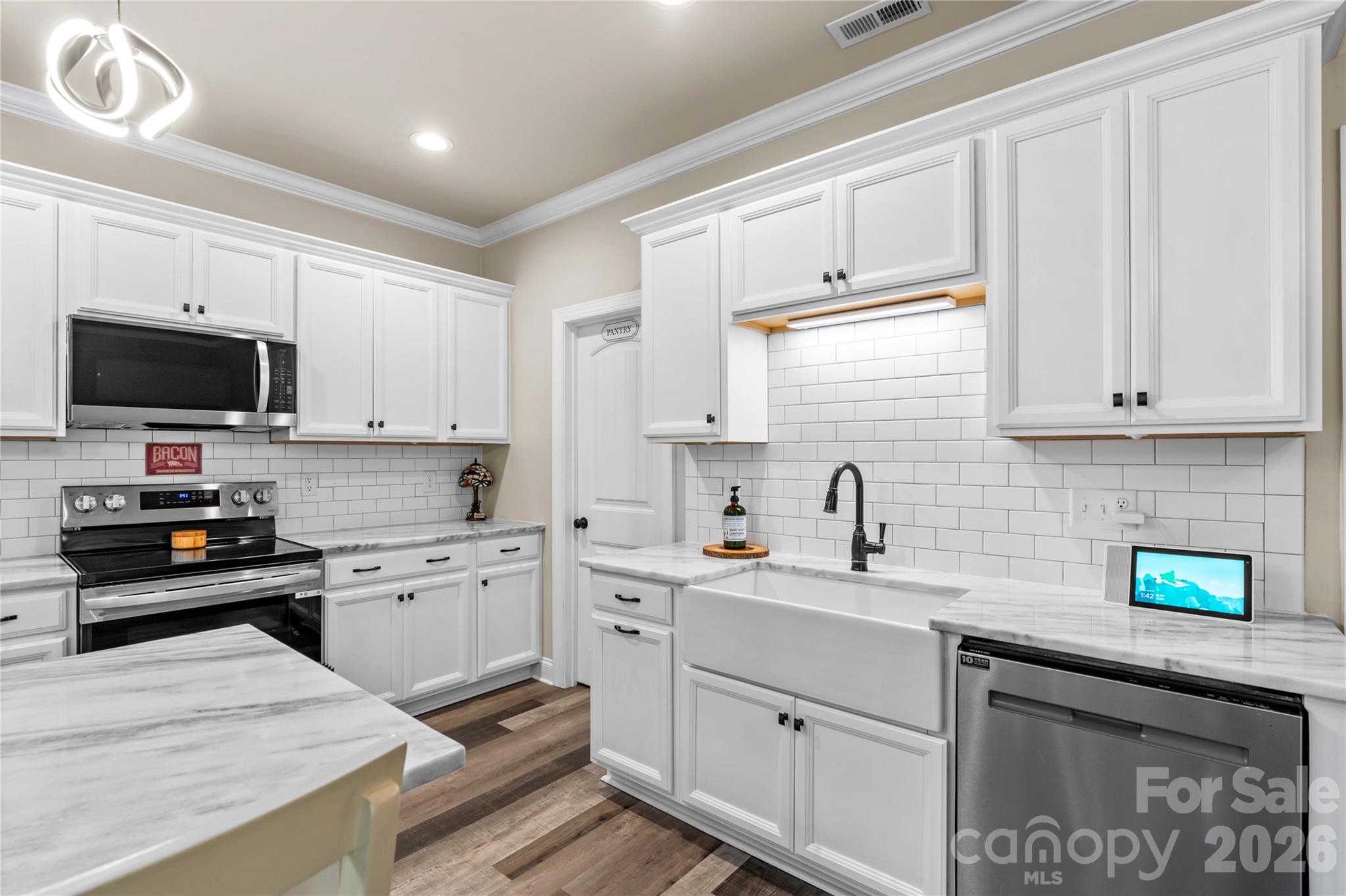 305 Absher Farm Loop — Statesville