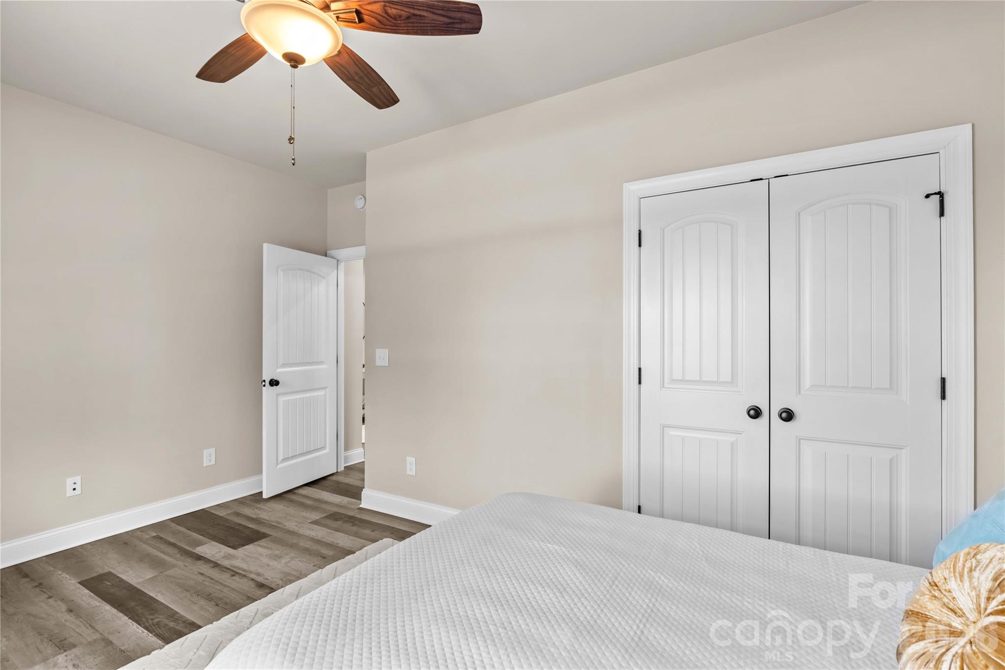 305 Absher Farm Loop — Statesville