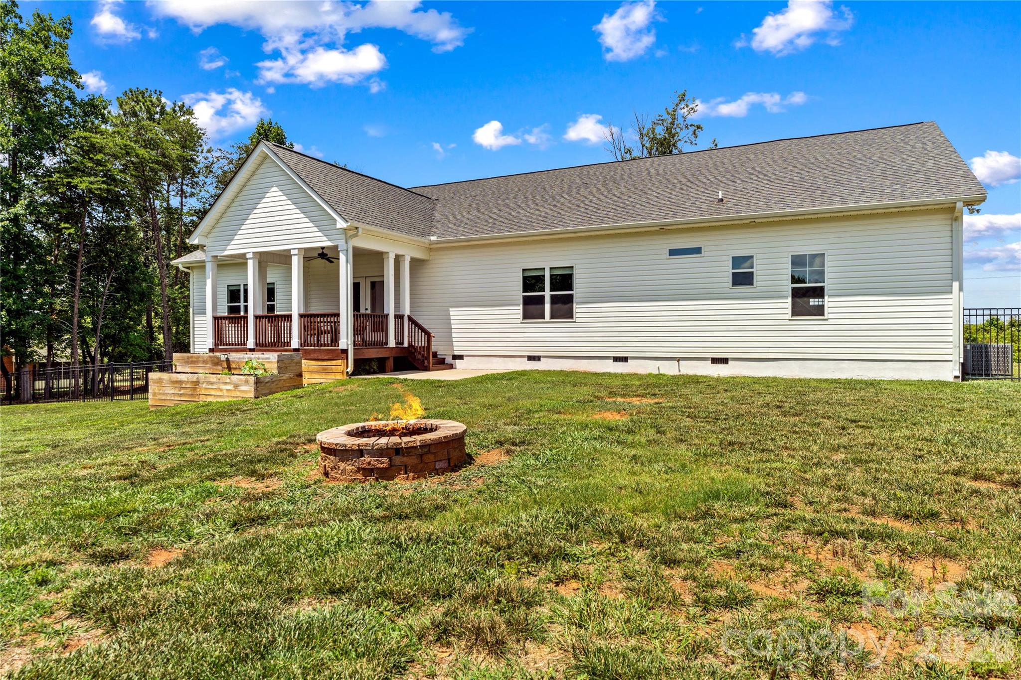 305 Absher Farm Loop — Statesville
