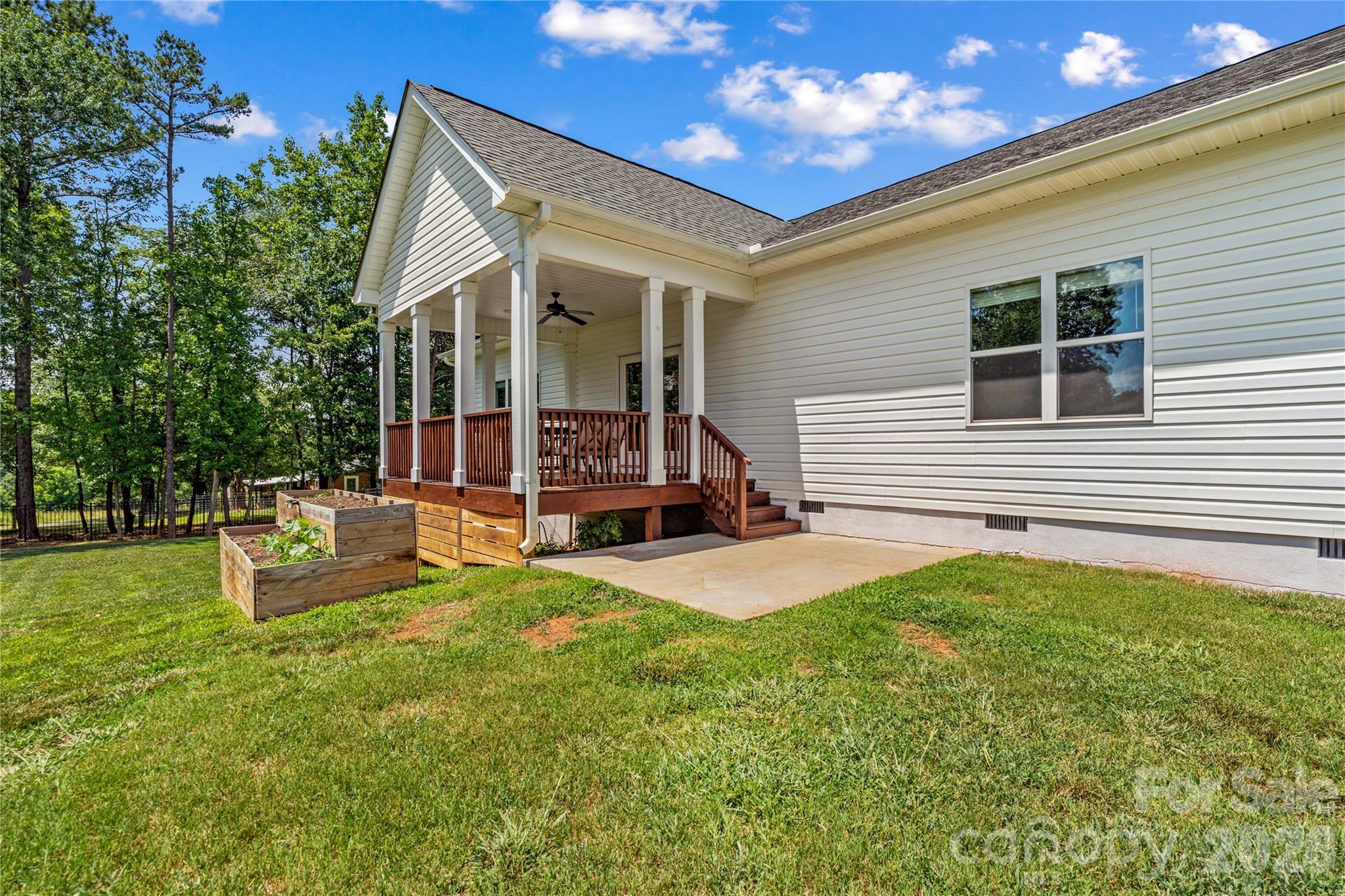 305 Absher Farm Loop — Statesville