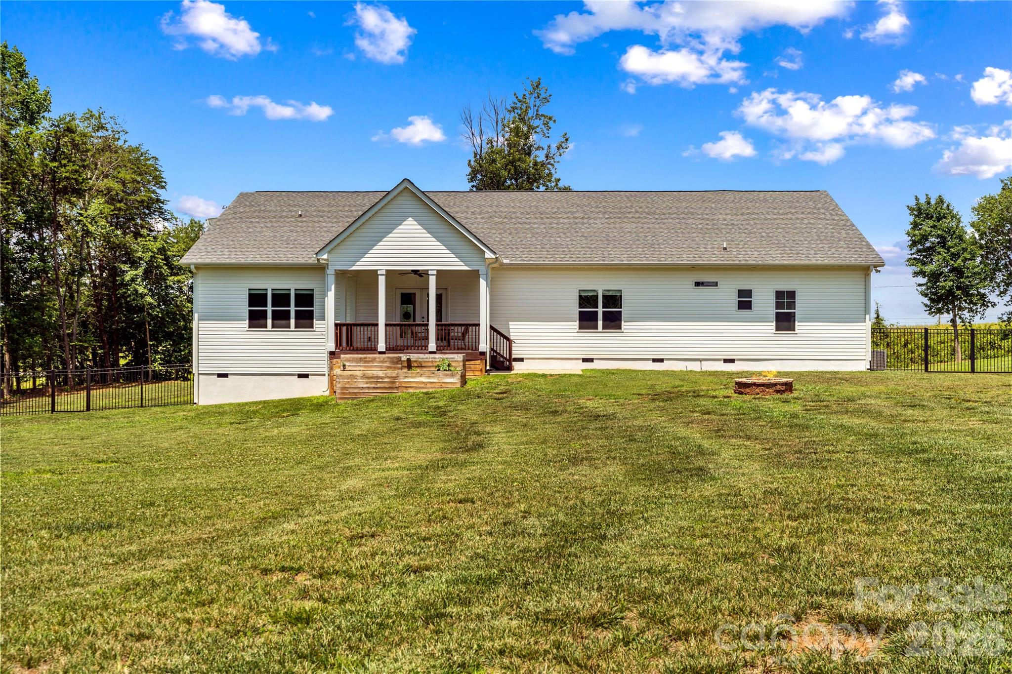 305 Absher Farm Loop — Statesville