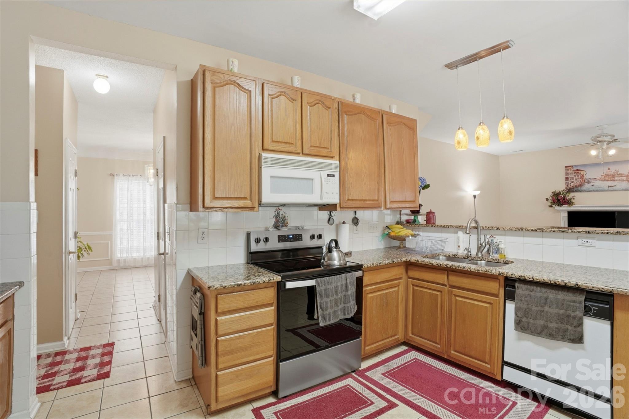 5619 Hedgecrest Place — Charlotte