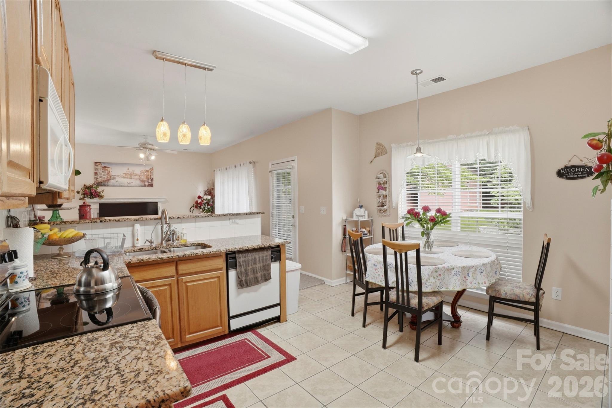 5619 Hedgecrest Place — Charlotte