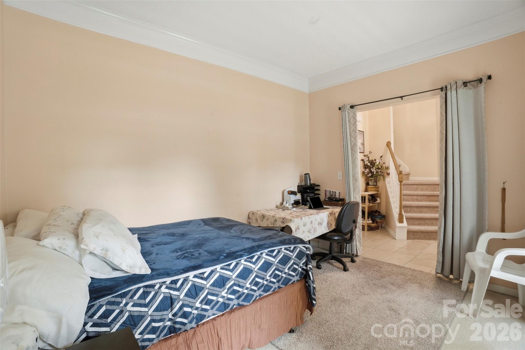 5619 Hedgecrest Place — Charlotte