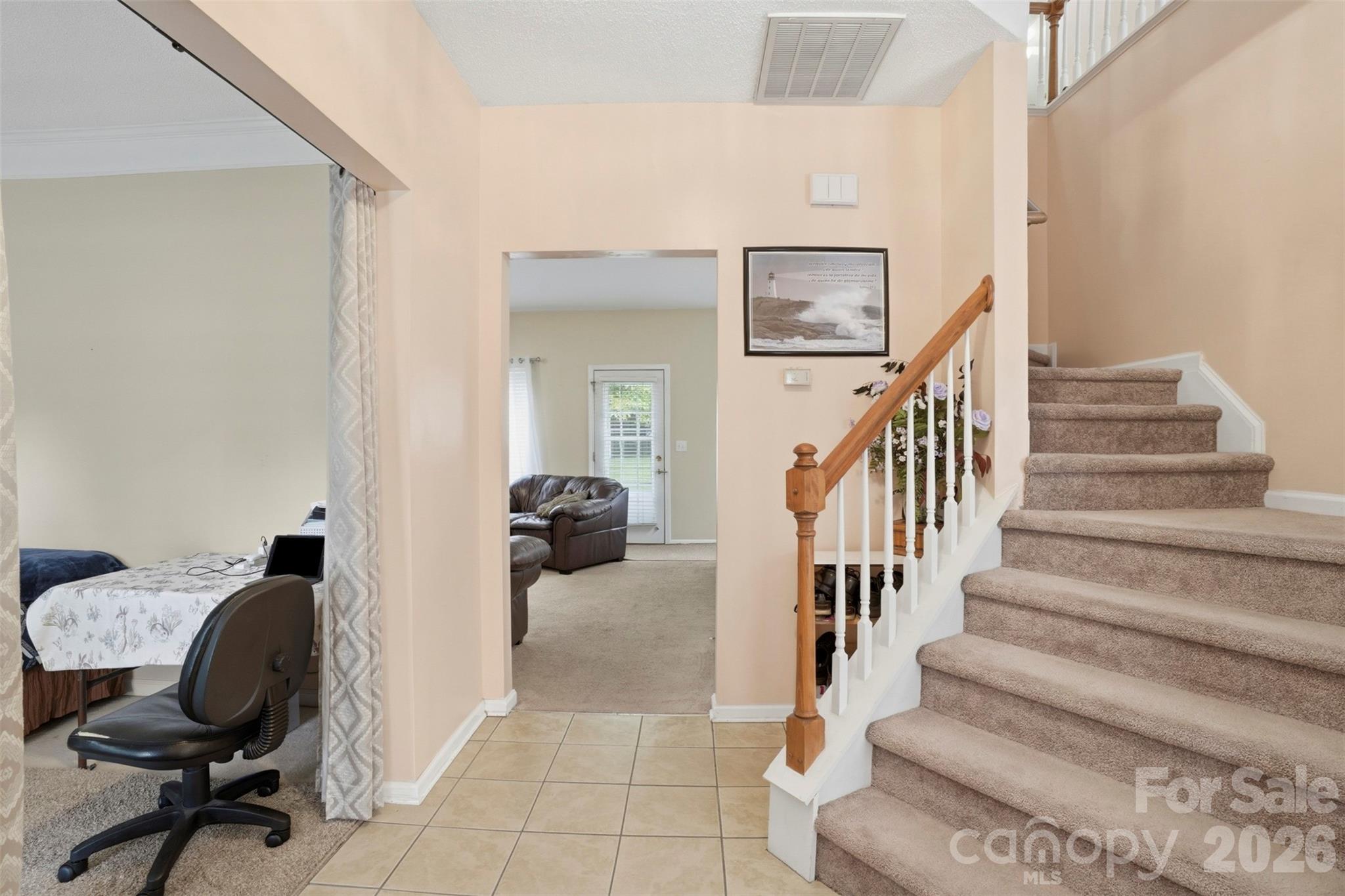 5619 Hedgecrest Place — Charlotte