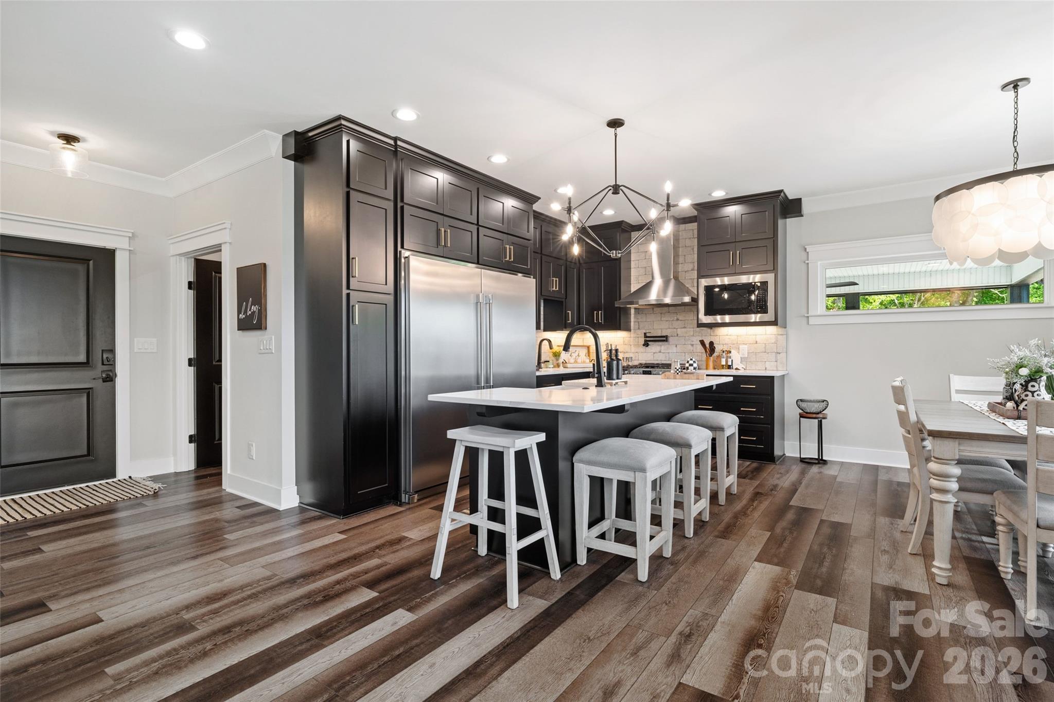 587 Carolina Drive — Troy