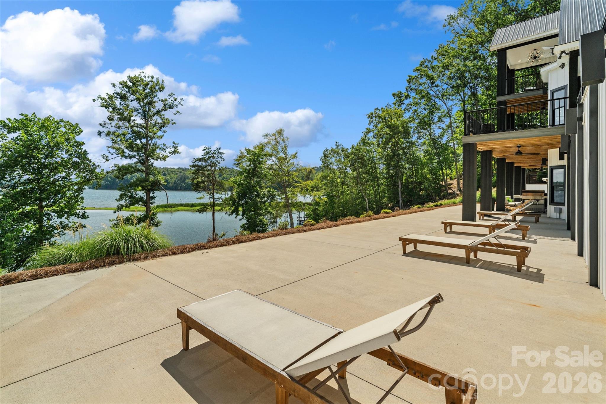 587 Carolina Drive — Troy