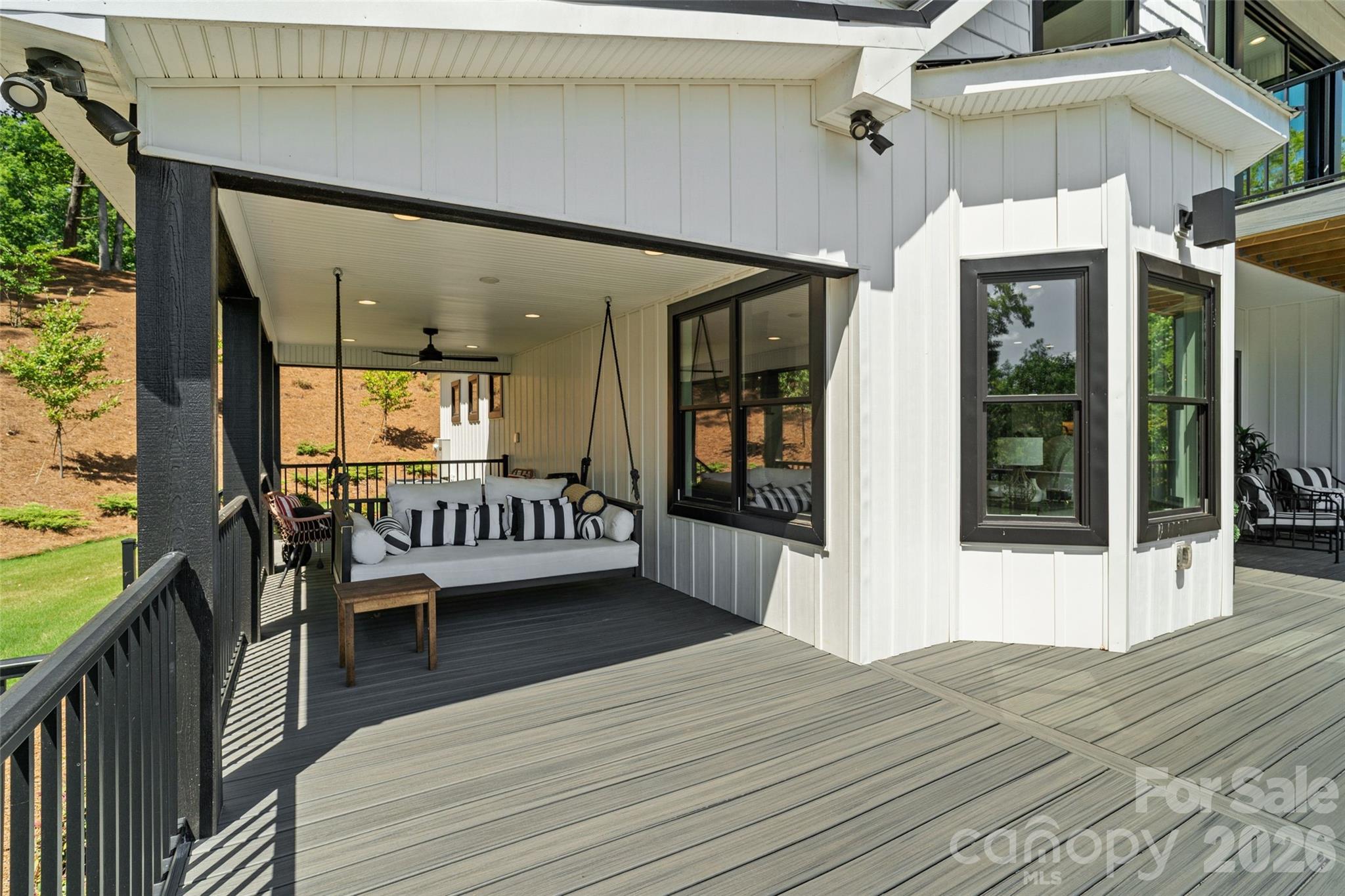 587 Carolina Drive — Troy
