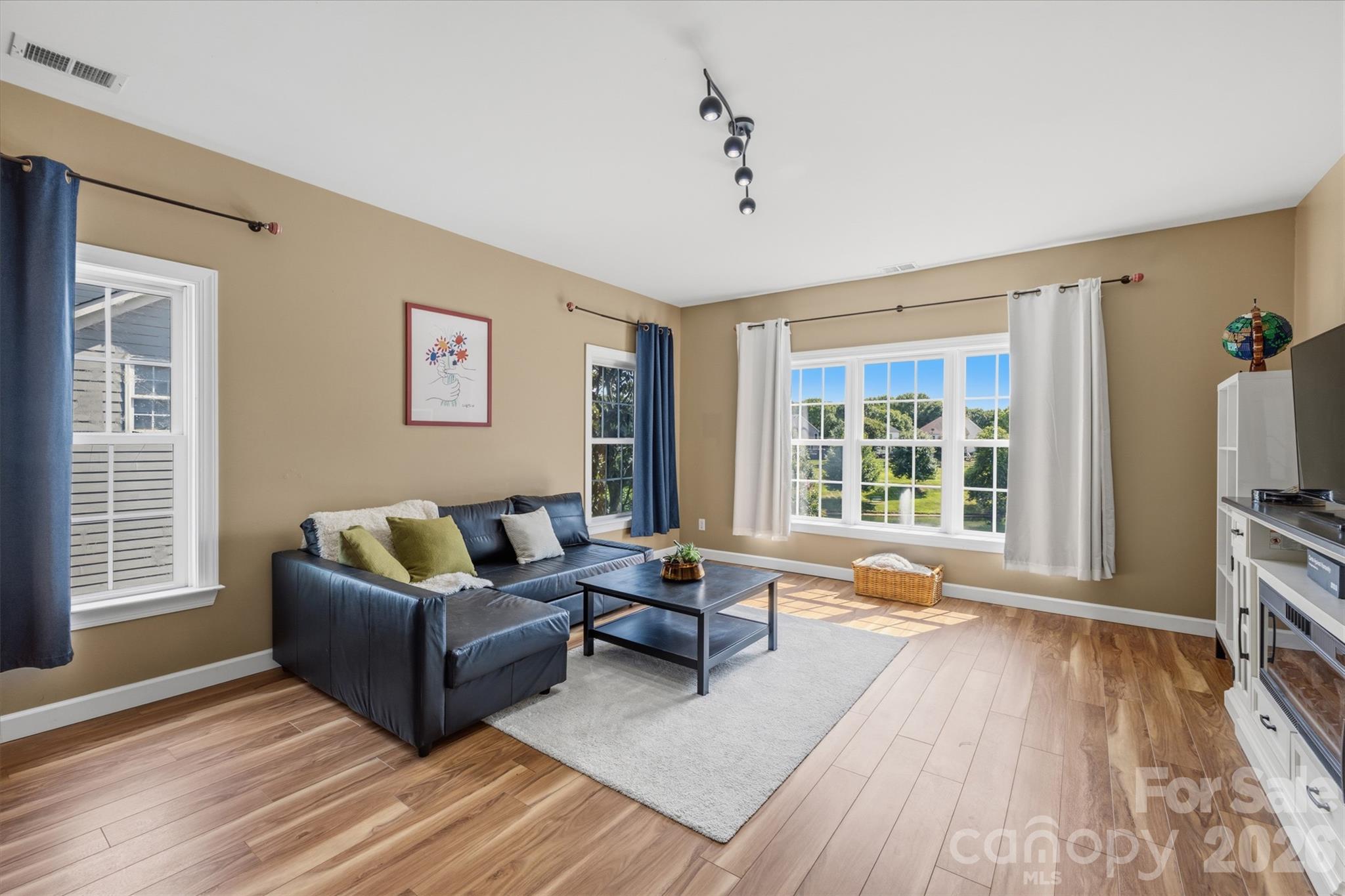 16119 Hallaton Drive — Huntersville