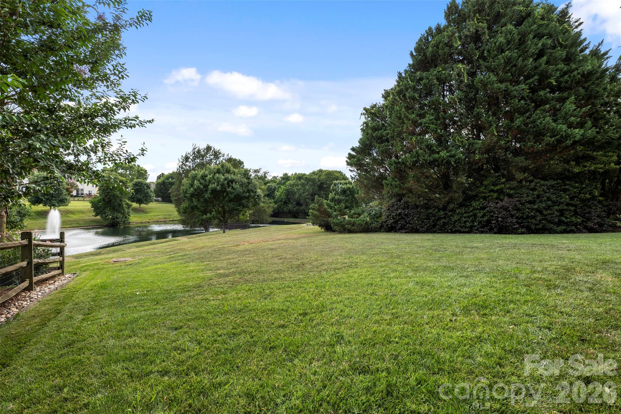 16119 Hallaton Drive — Huntersville