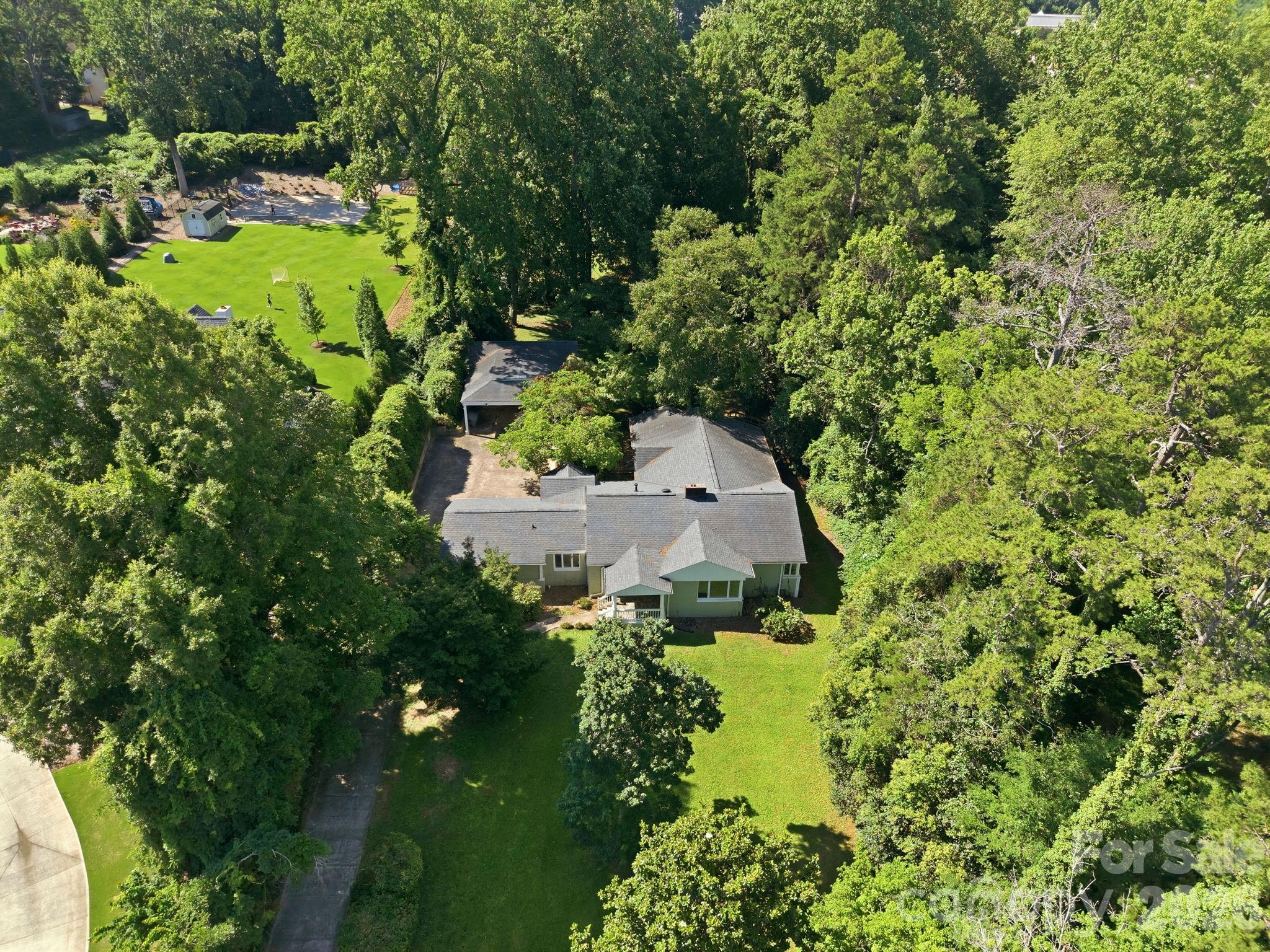 827 Jefferson Drive — Charlotte