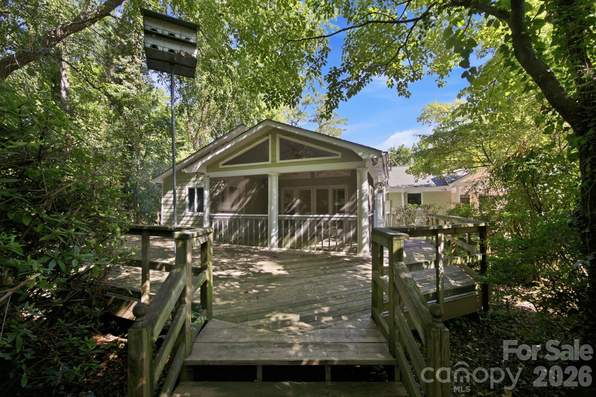827 Jefferson Drive — Charlotte