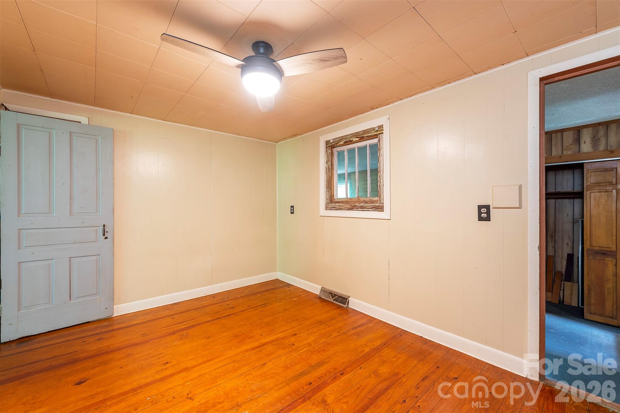 80 Webb Cove Road — Asheville