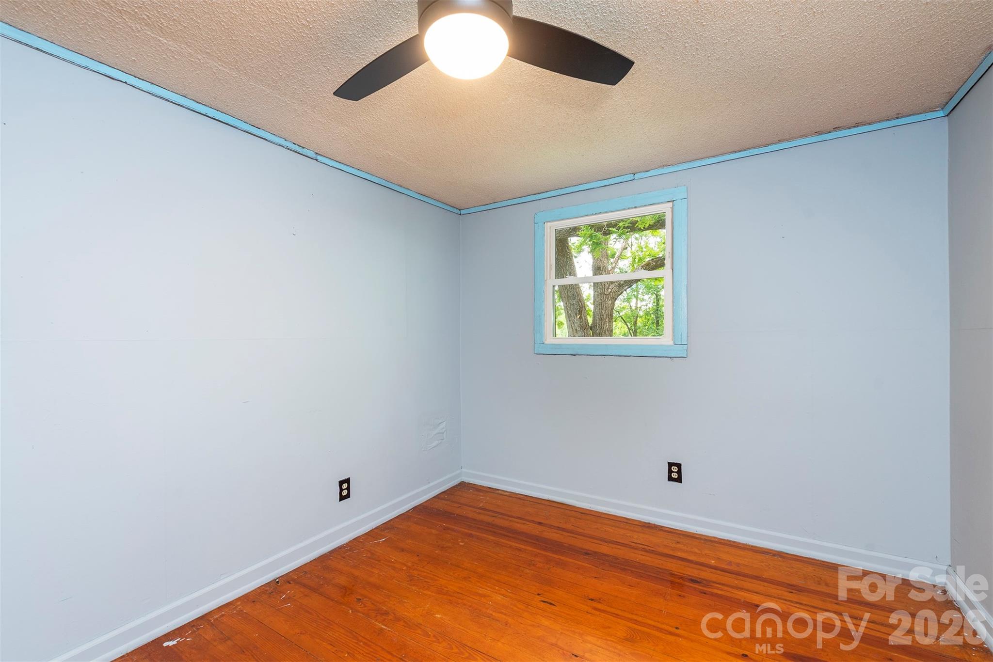 80 Webb Cove Road — Asheville