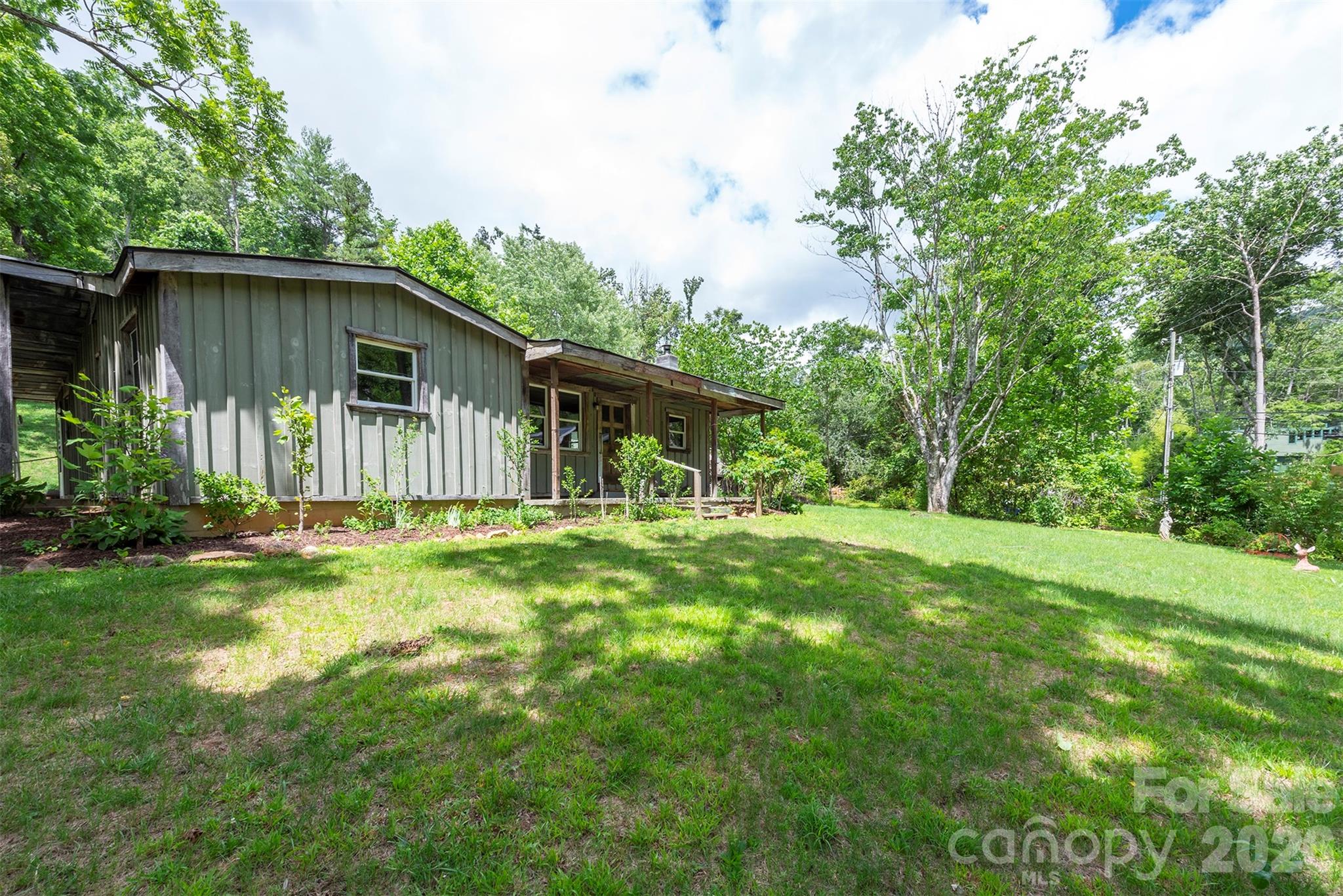80 Webb Cove Road — Asheville
